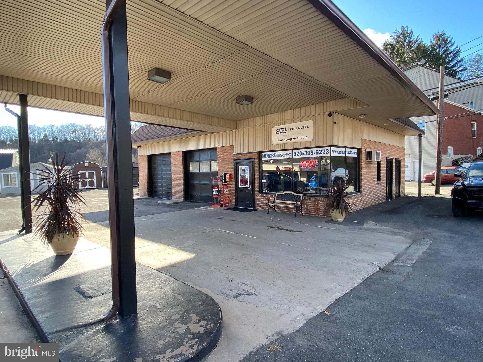 2891 POTTSVILLE MINERSVILLE HIGHWAY