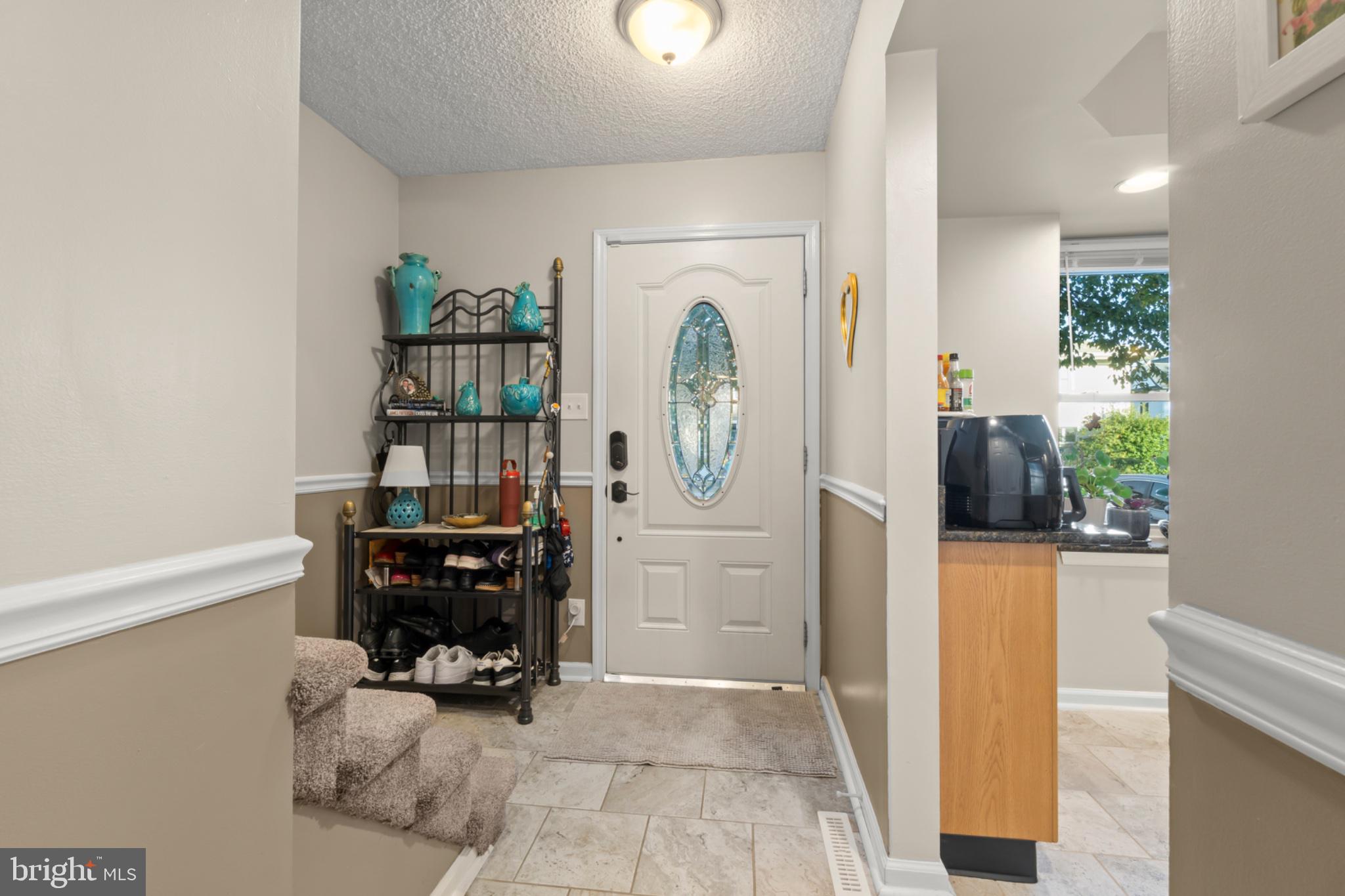 12 E MAPLE AVENUE 19