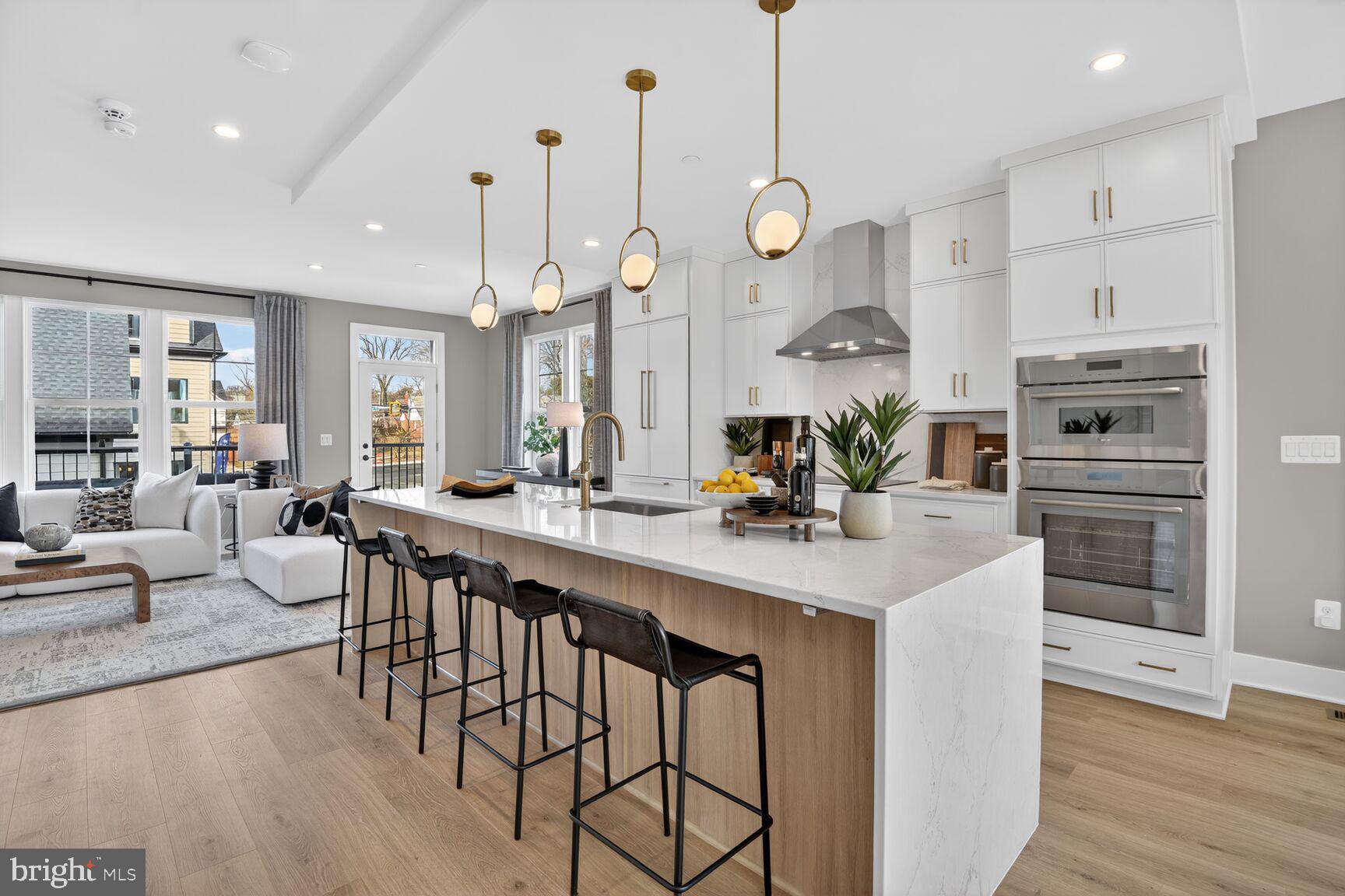 STRATHMORE VIEW - Residential