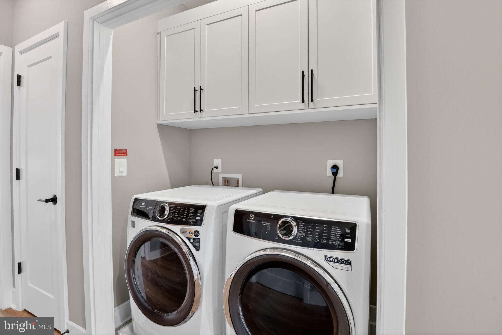 STRATHMORE VIEW - Residential