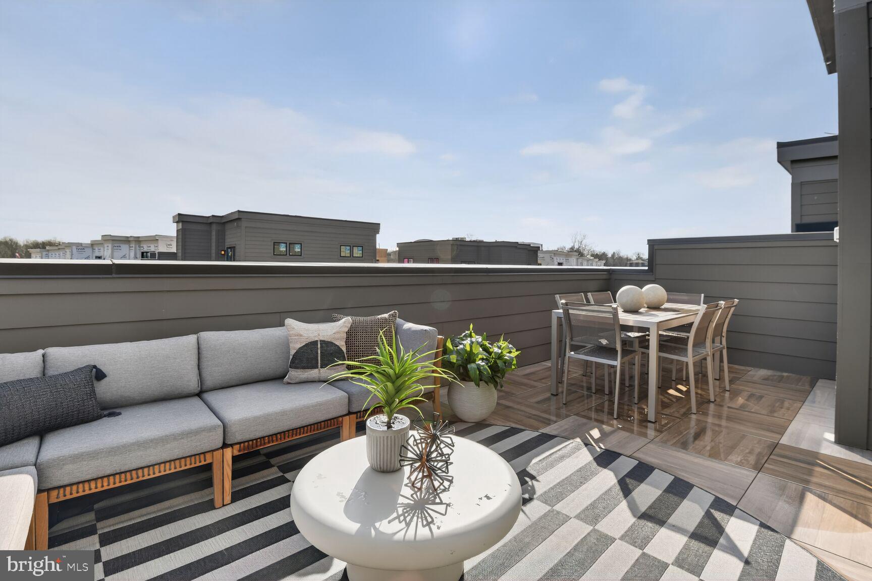 STRATHMORE VIEW - Residential