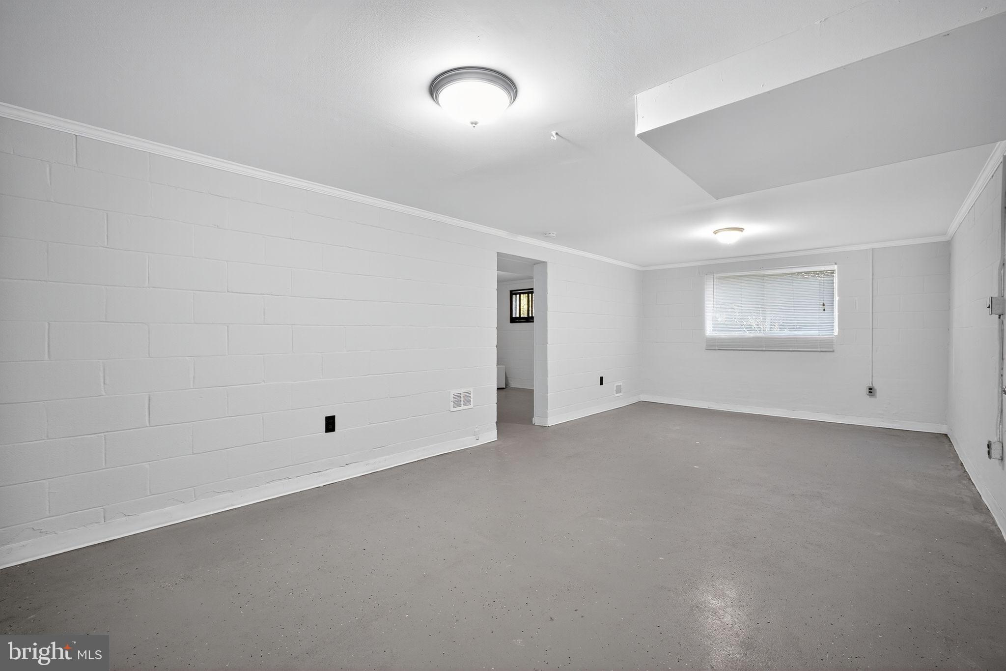 SUNNY RIDGE ESTATES - Residential Lease