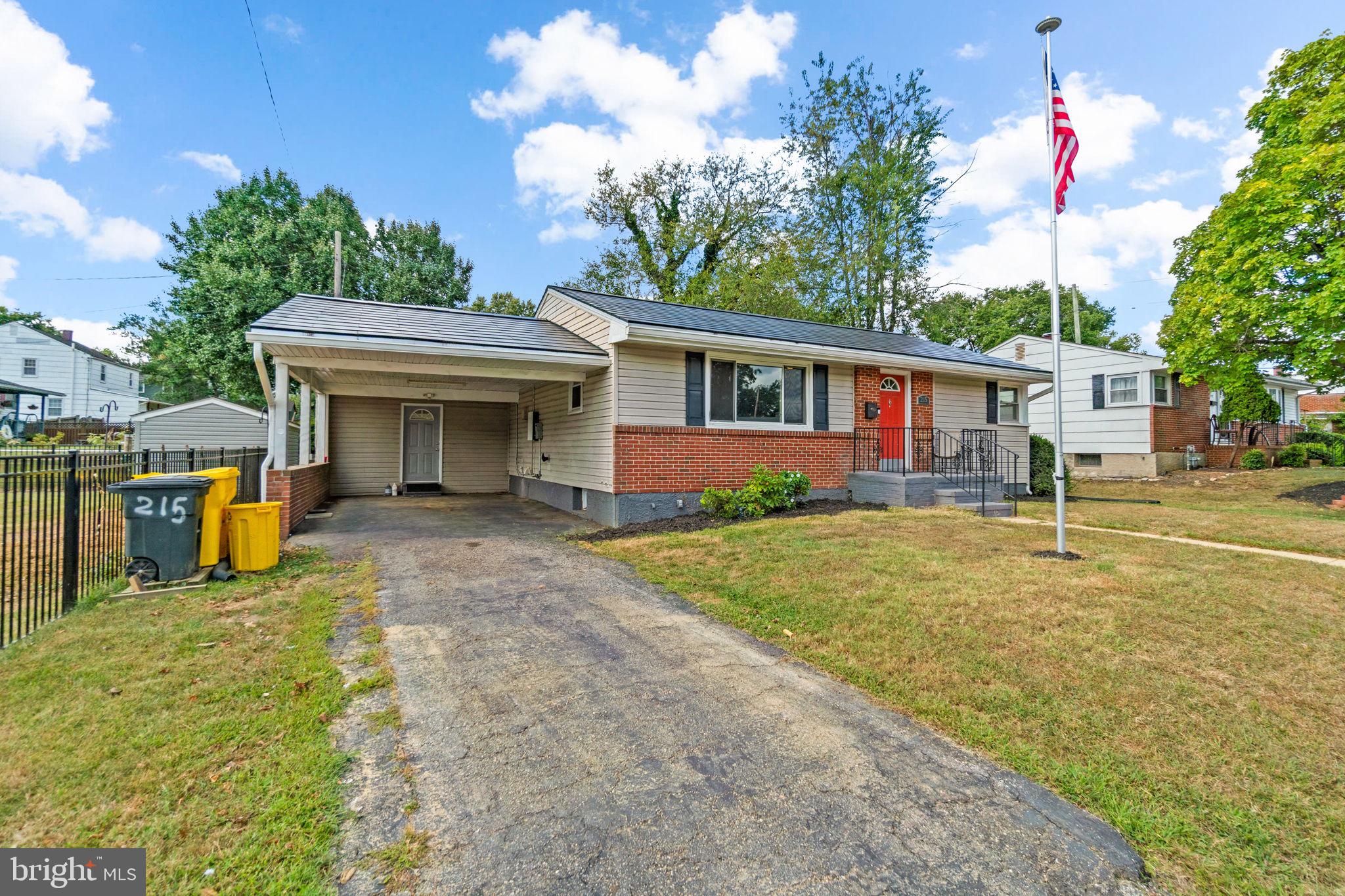 CRESTWOOD - Residential