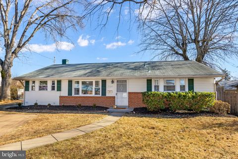 7309 PIPER COURT ALEXANDRIA VA 22306