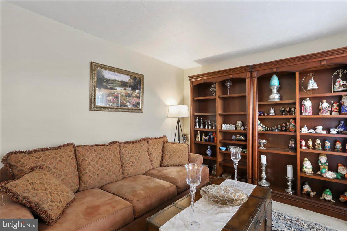 TIMBERWOOD VILLAGE - Residential