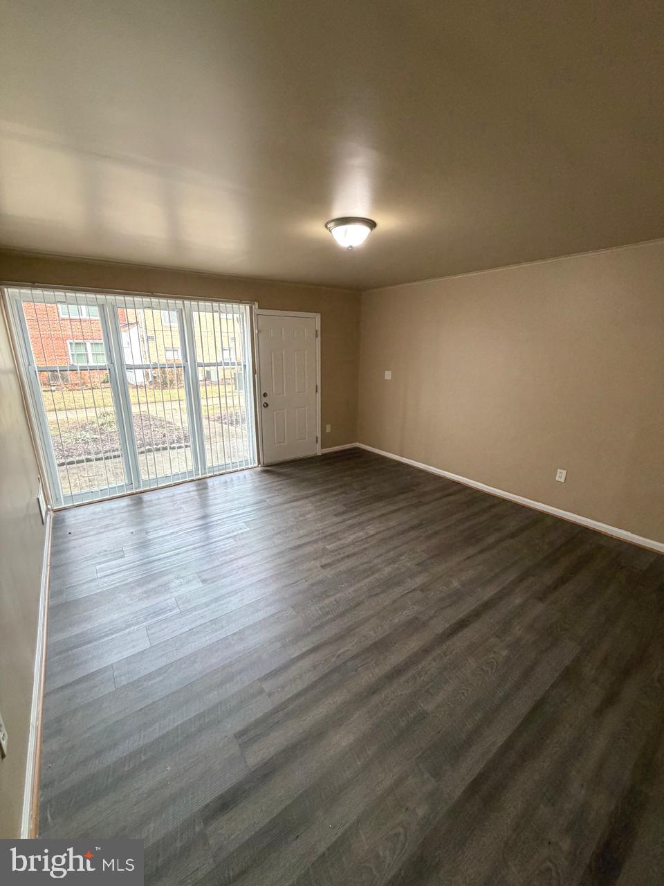 OLD TOWNE VILLAGE CONDOMINIUMS - Residential