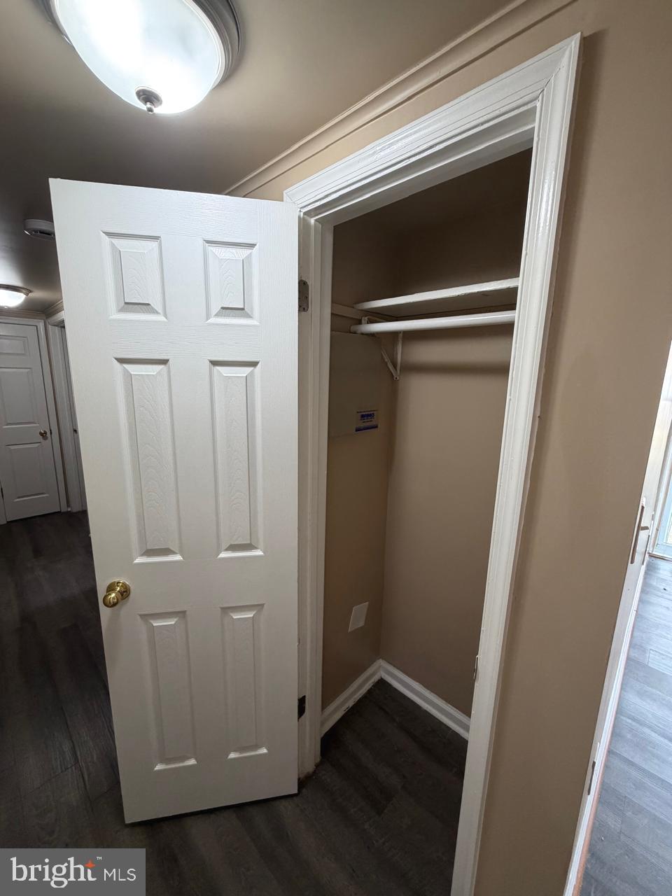 OLD TOWNE VILLAGE CONDOMINIUMS - Residential