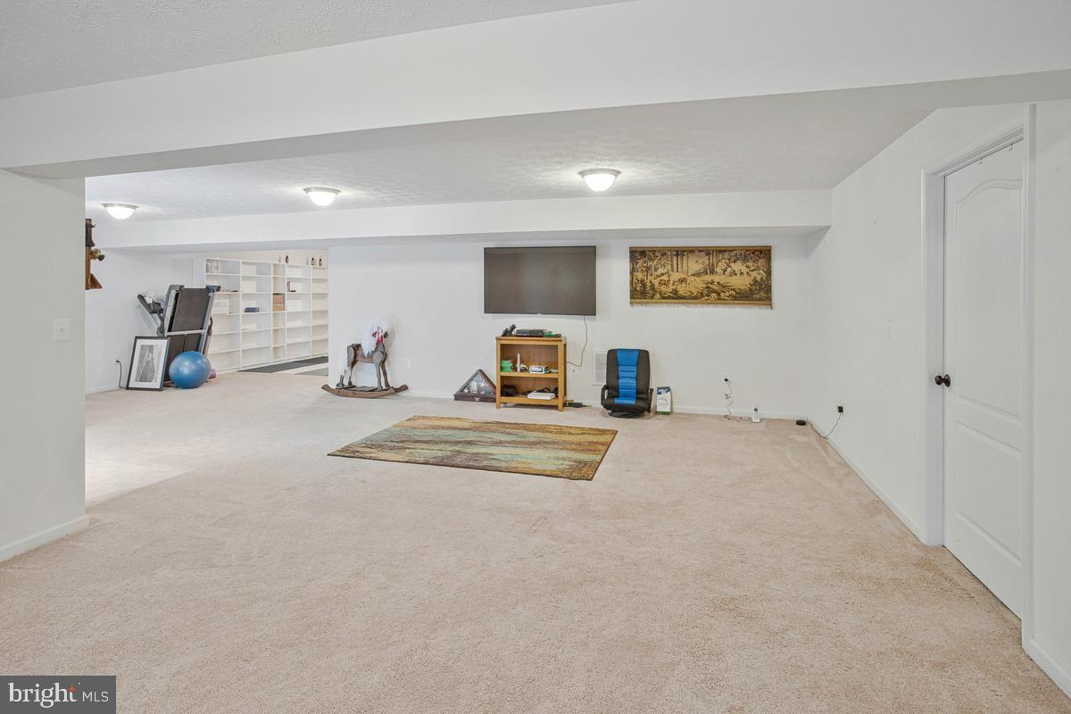 OAKLEY FARMS - Residential