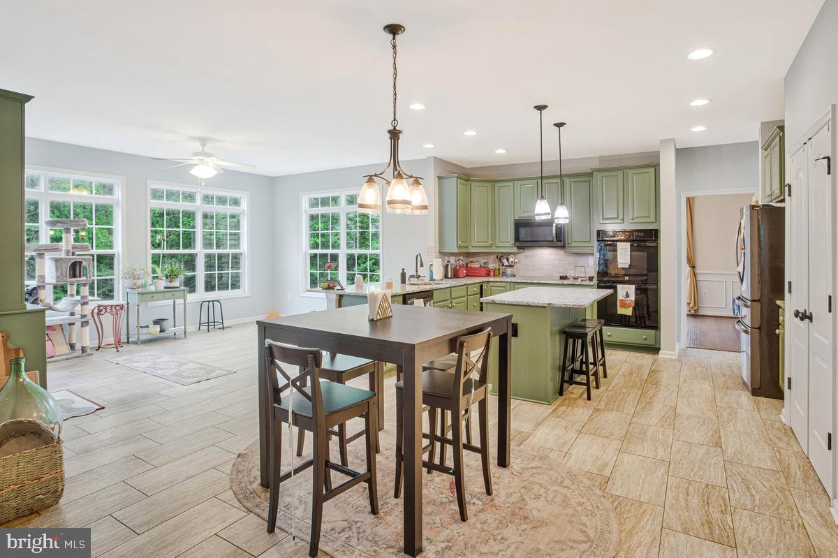 OAKLEY FARMS - Residential