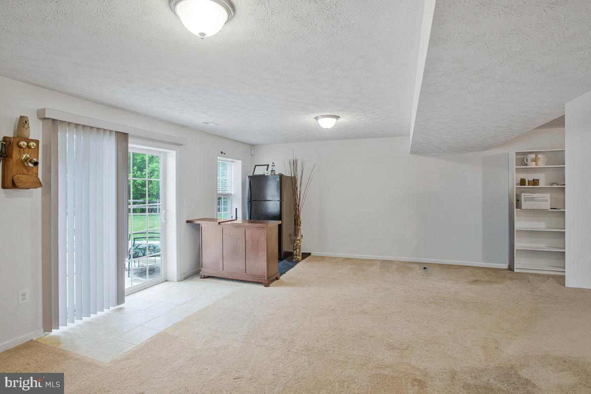 OAKLEY FARMS - Residential
