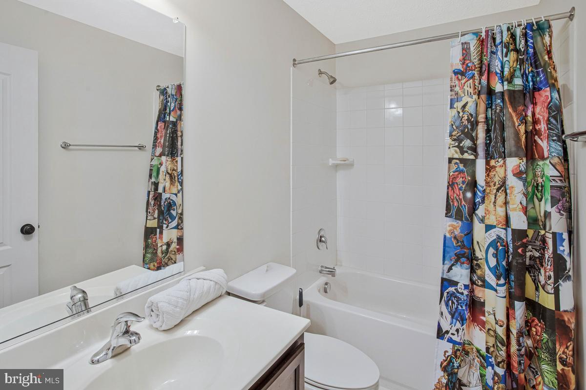 OAKLEY FARMS - Residential