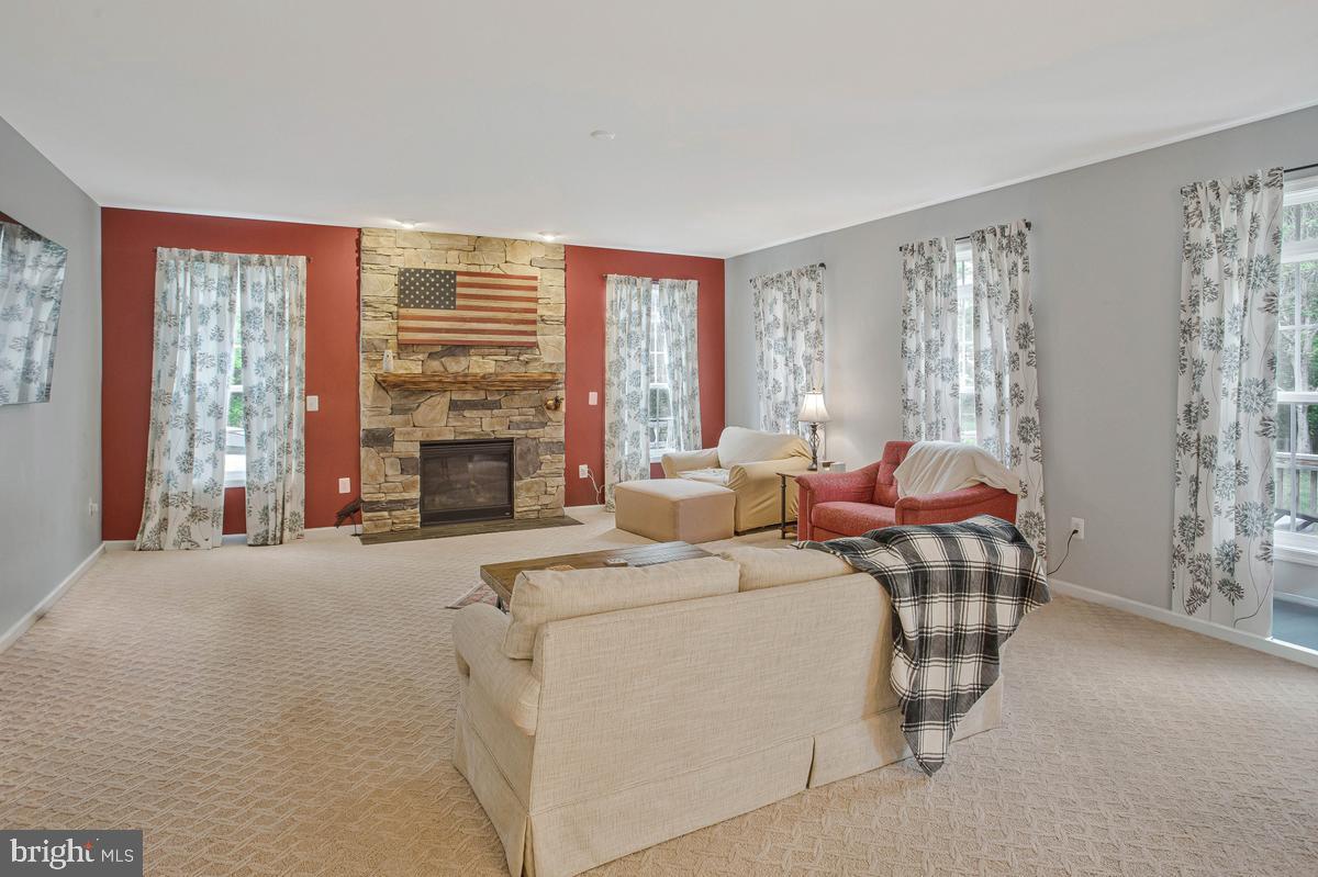 OAKLEY FARMS - Residential