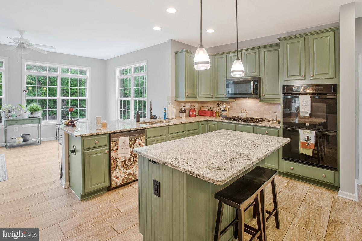 OAKLEY FARMS - Residential