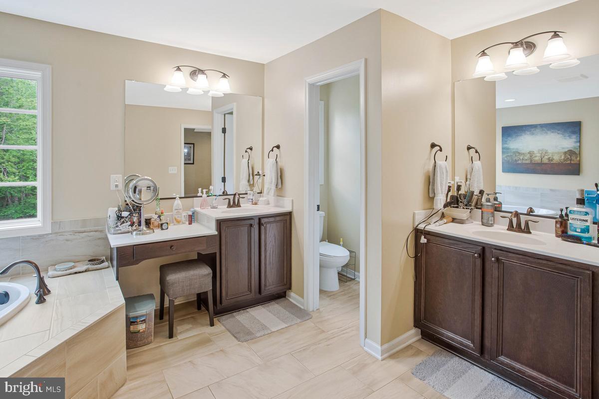 OAKLEY FARMS - Residential