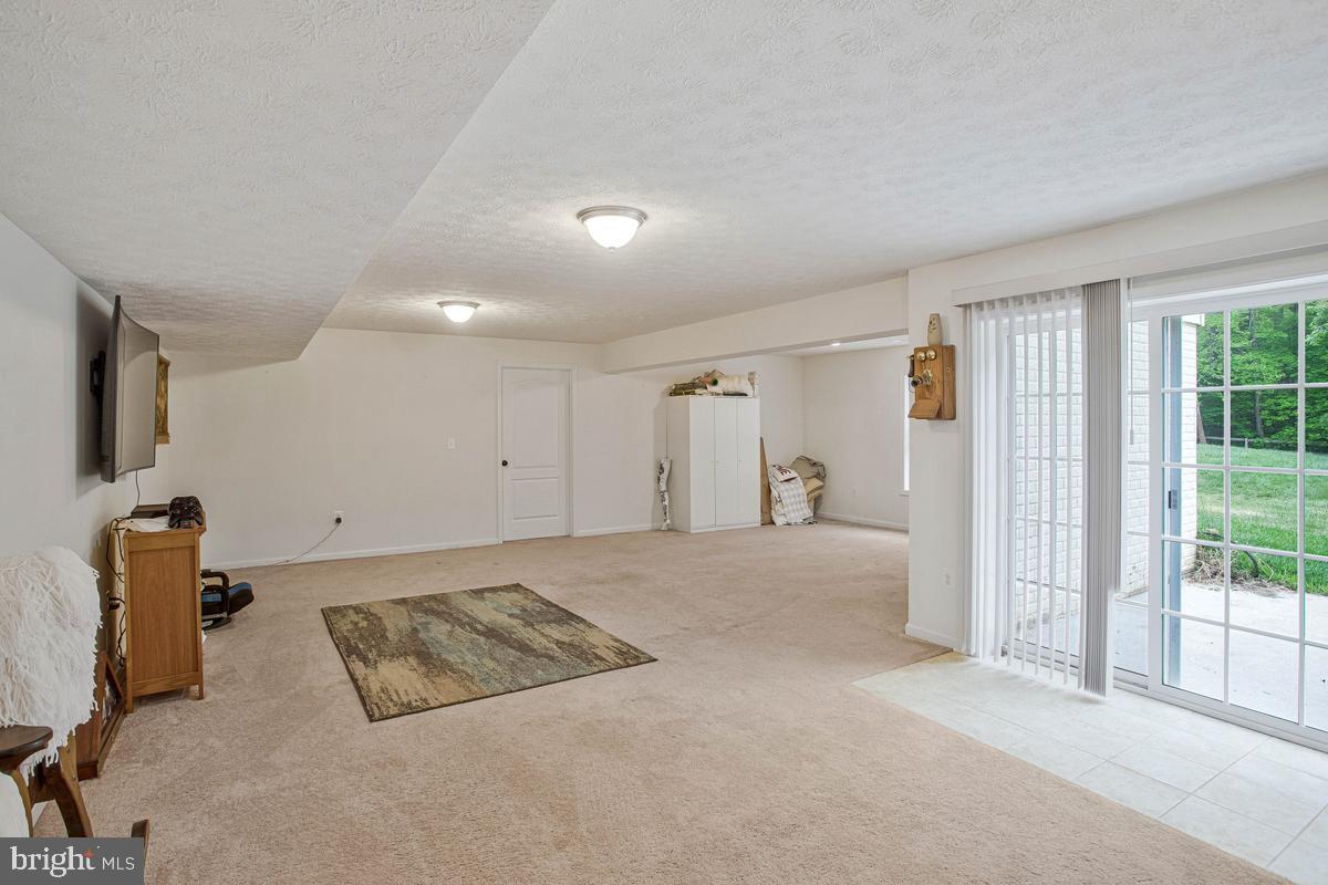 OAKLEY FARMS - Residential