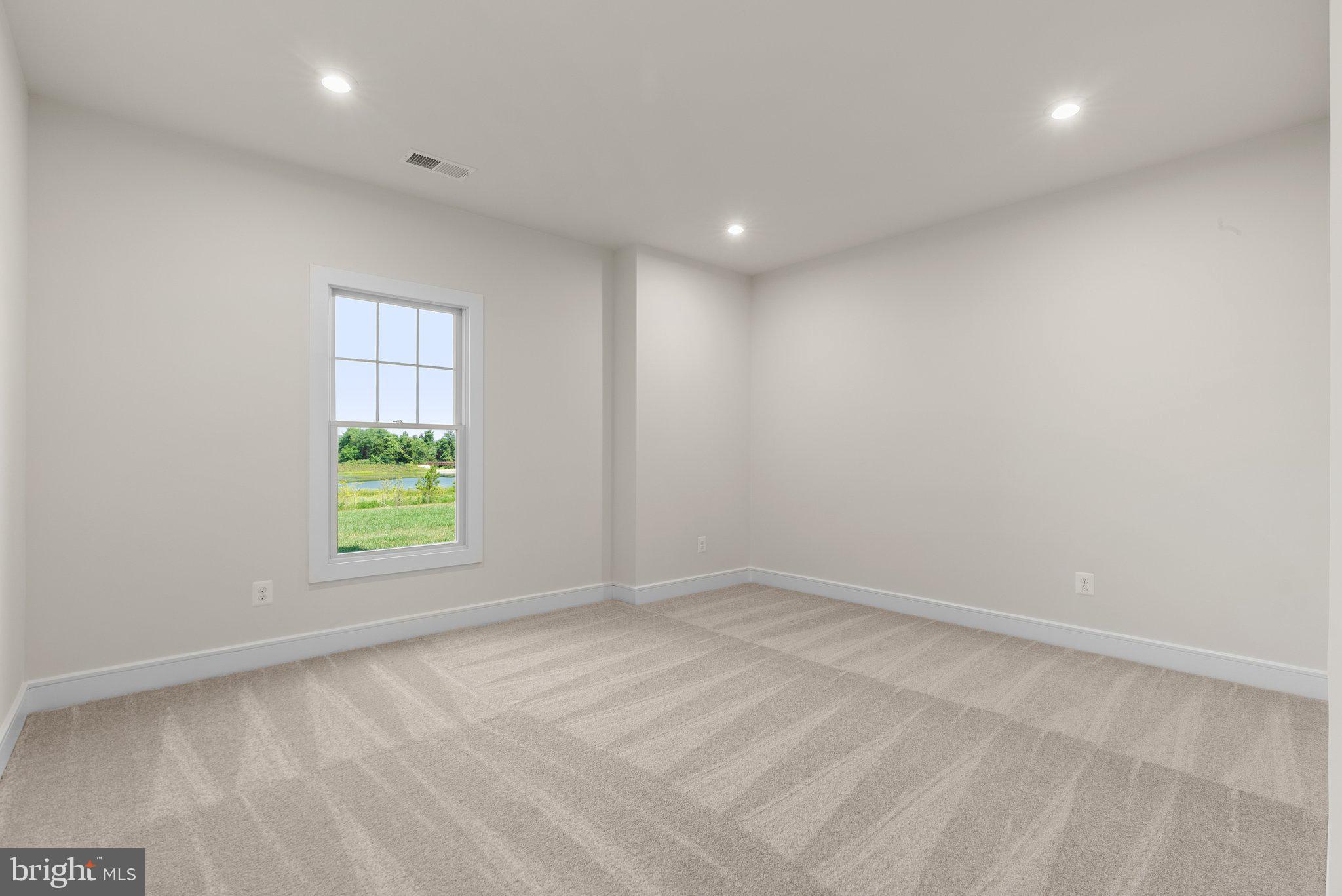 MEADOWBROOK - Residential