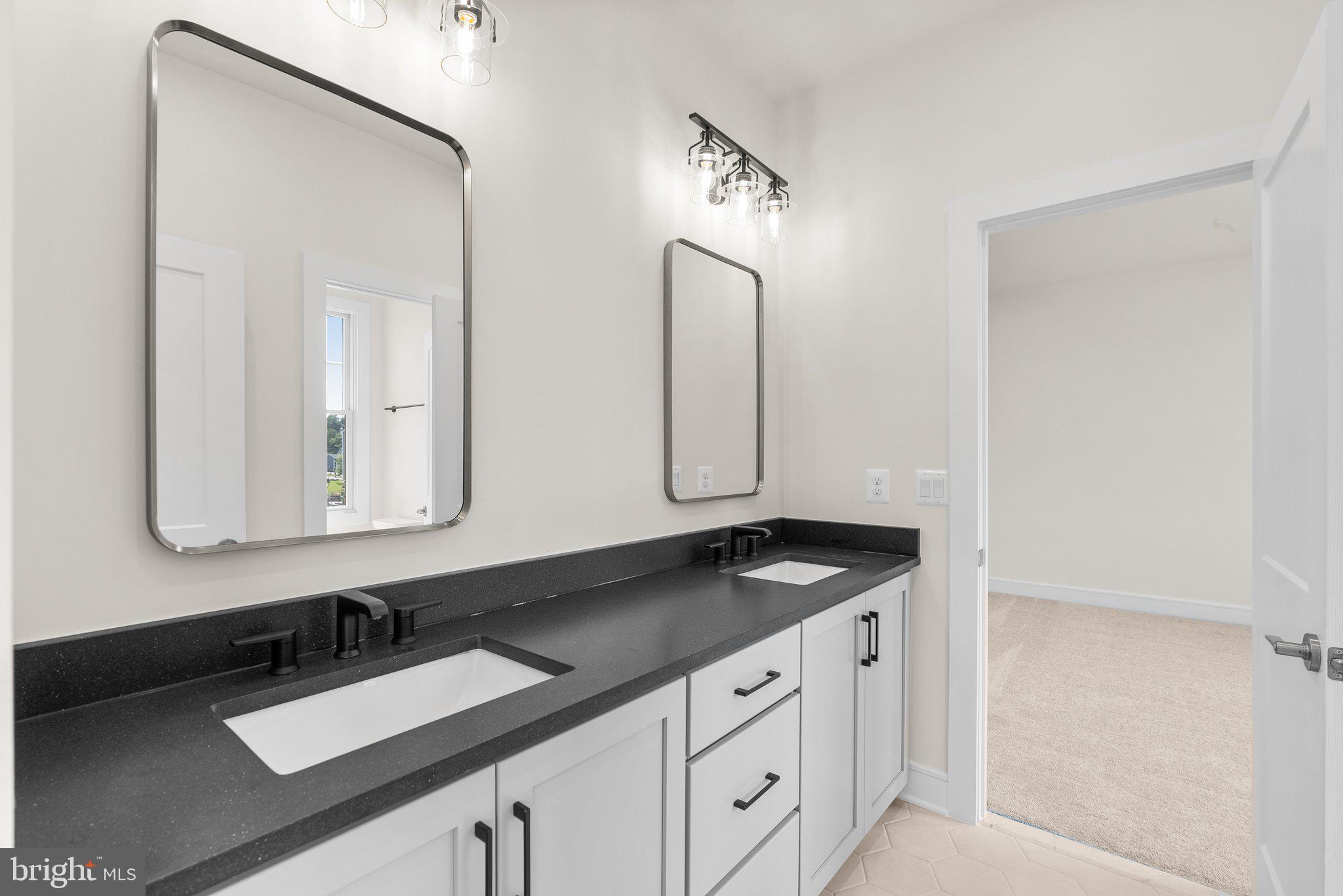 MEADOWBROOK - Residential