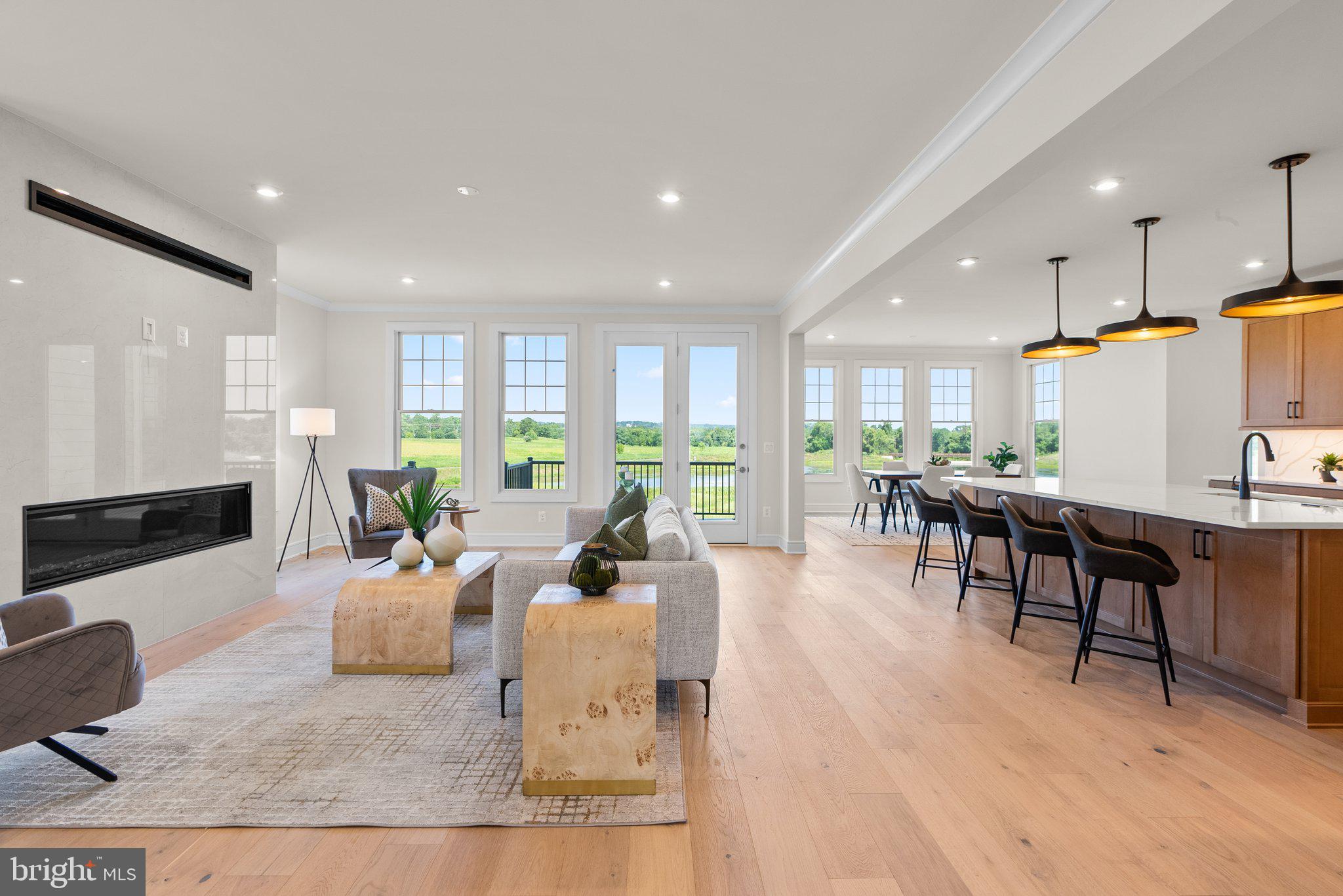 MEADOWBROOK - Residential