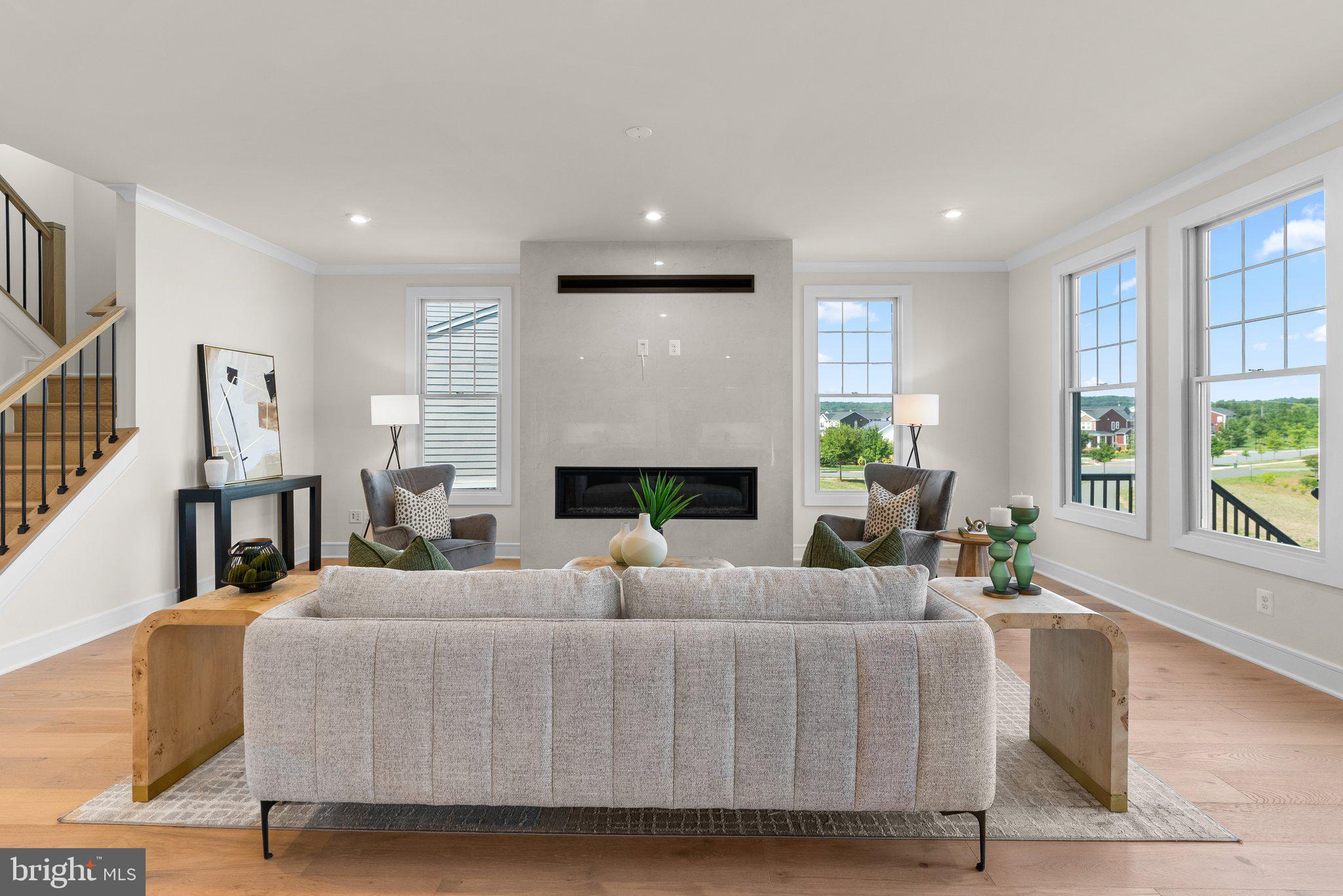 MEADOWBROOK - Residential