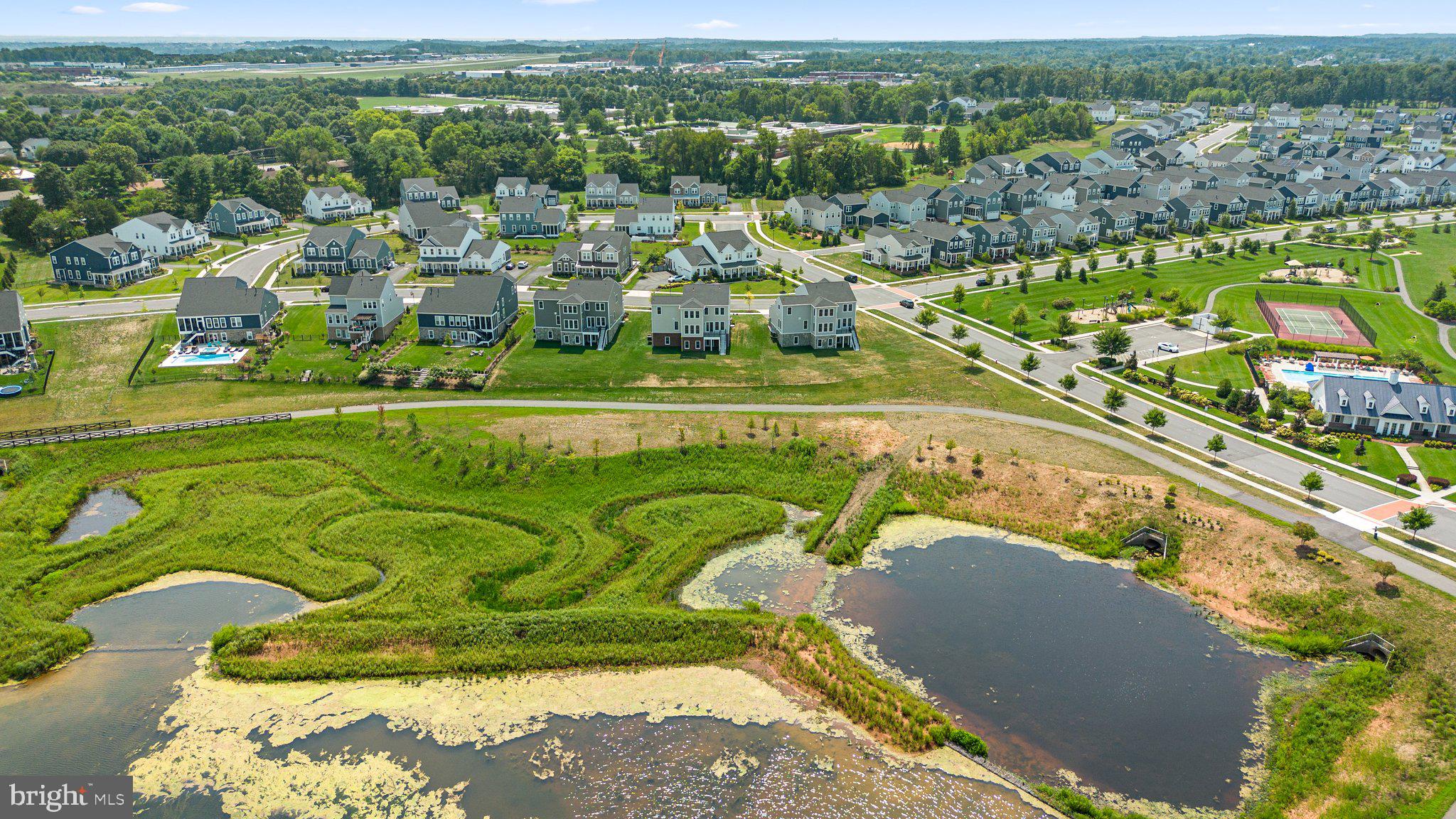 MEADOWBROOK - Residential