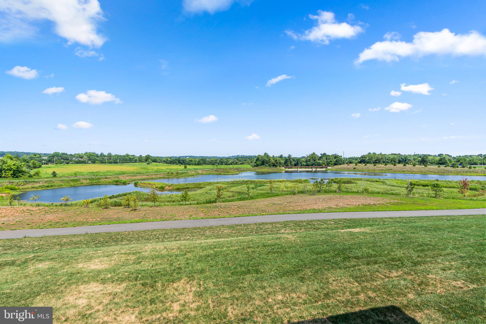 MEADOWBROOK - Residential