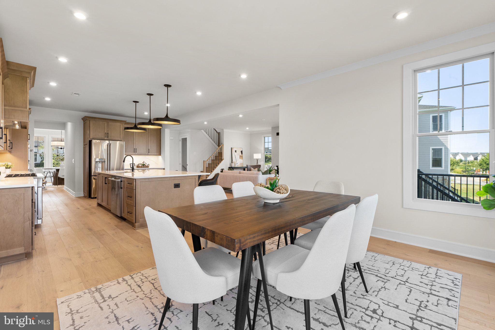 MEADOWBROOK - Residential