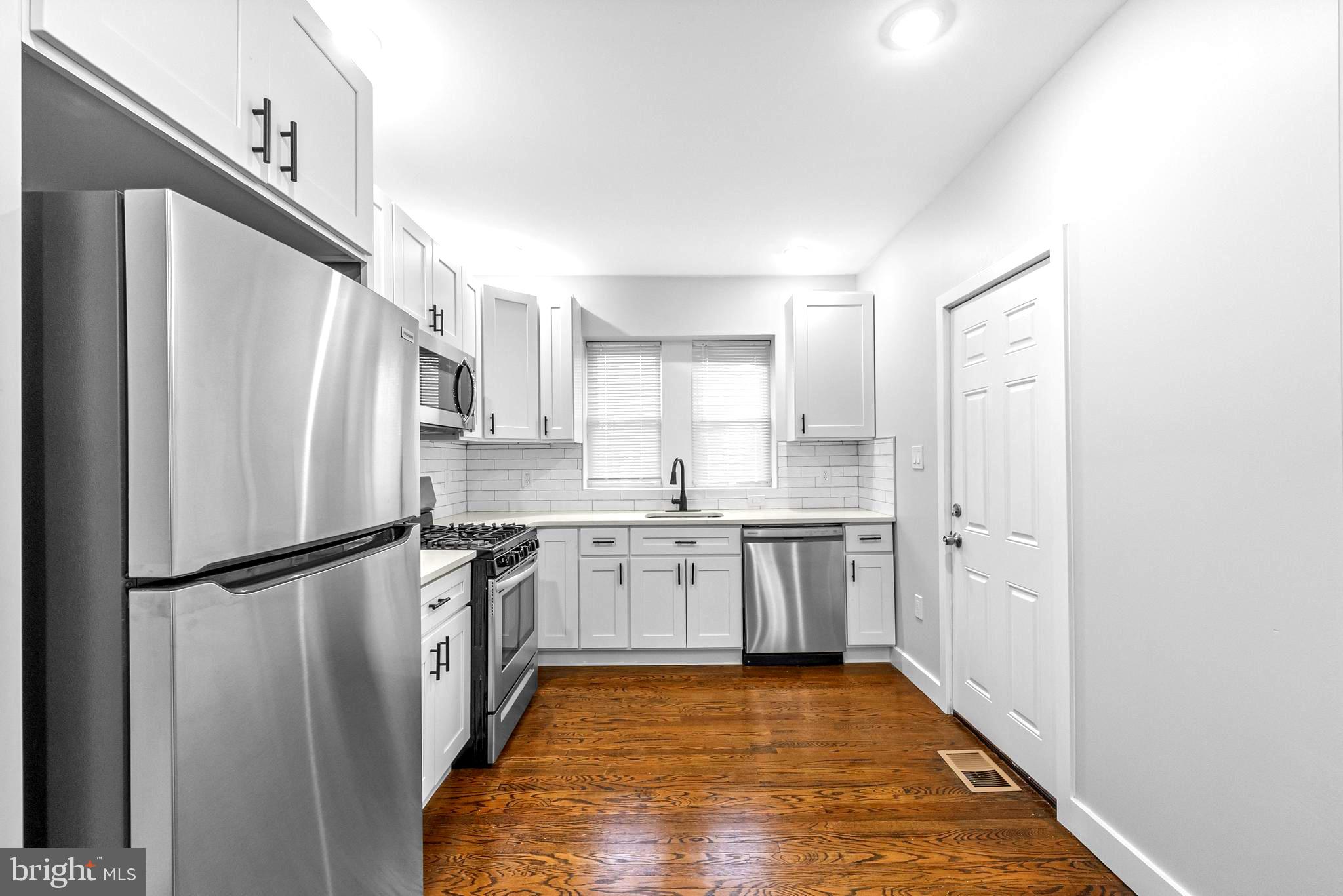 WEST OAK LANE - Residential Lease