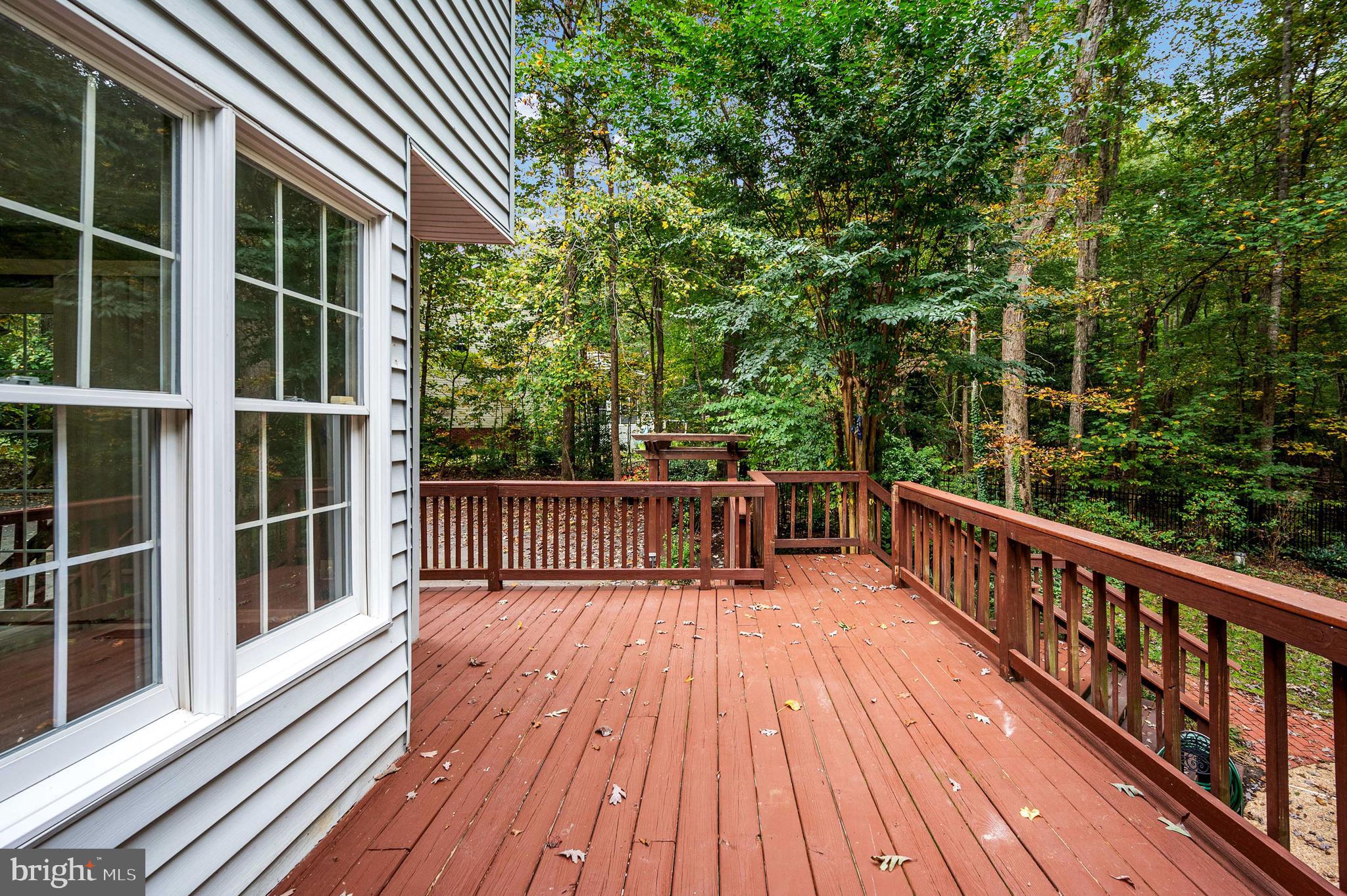 CREEKSIDE - Residential