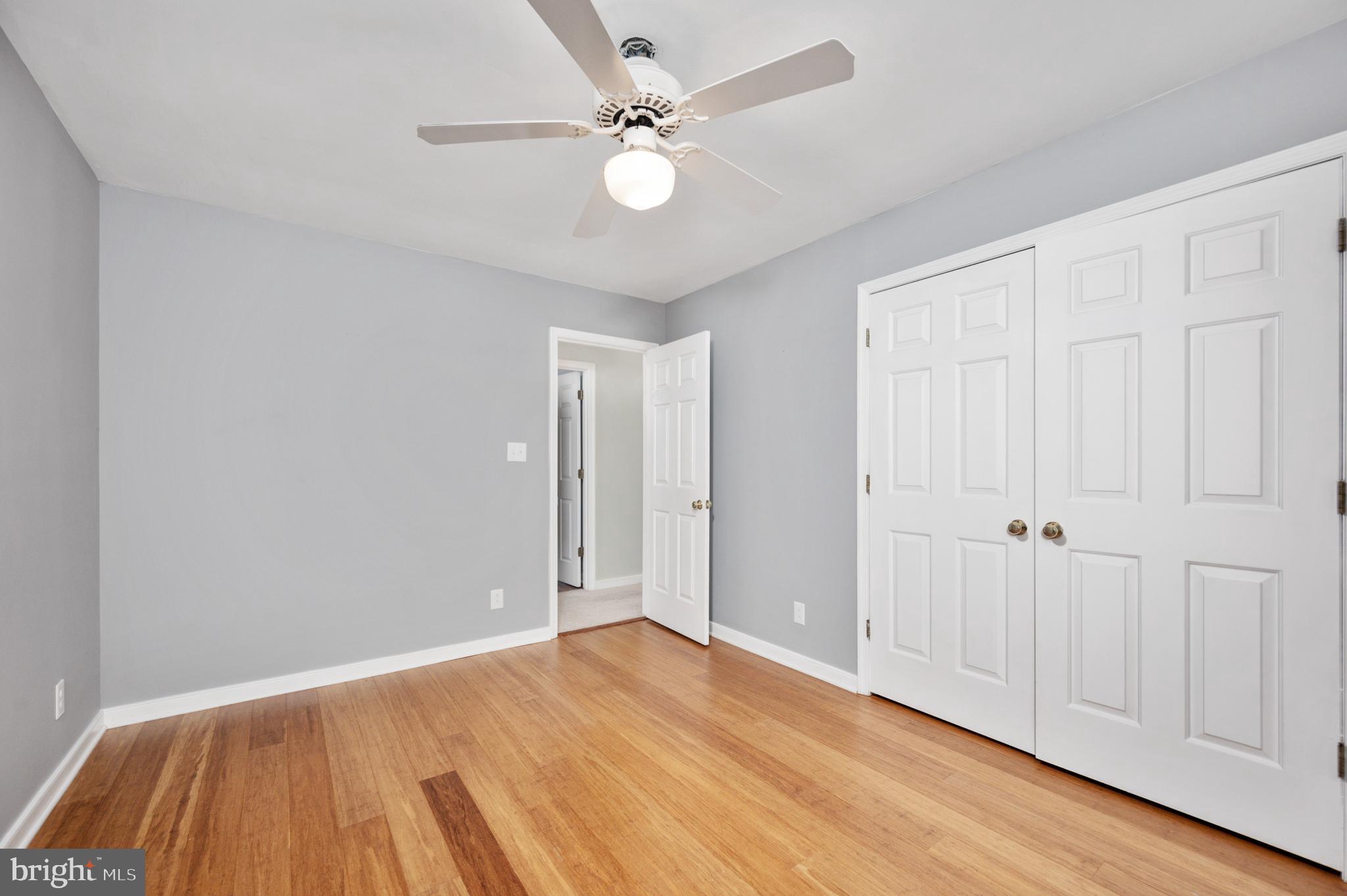 CREEKSIDE - Residential