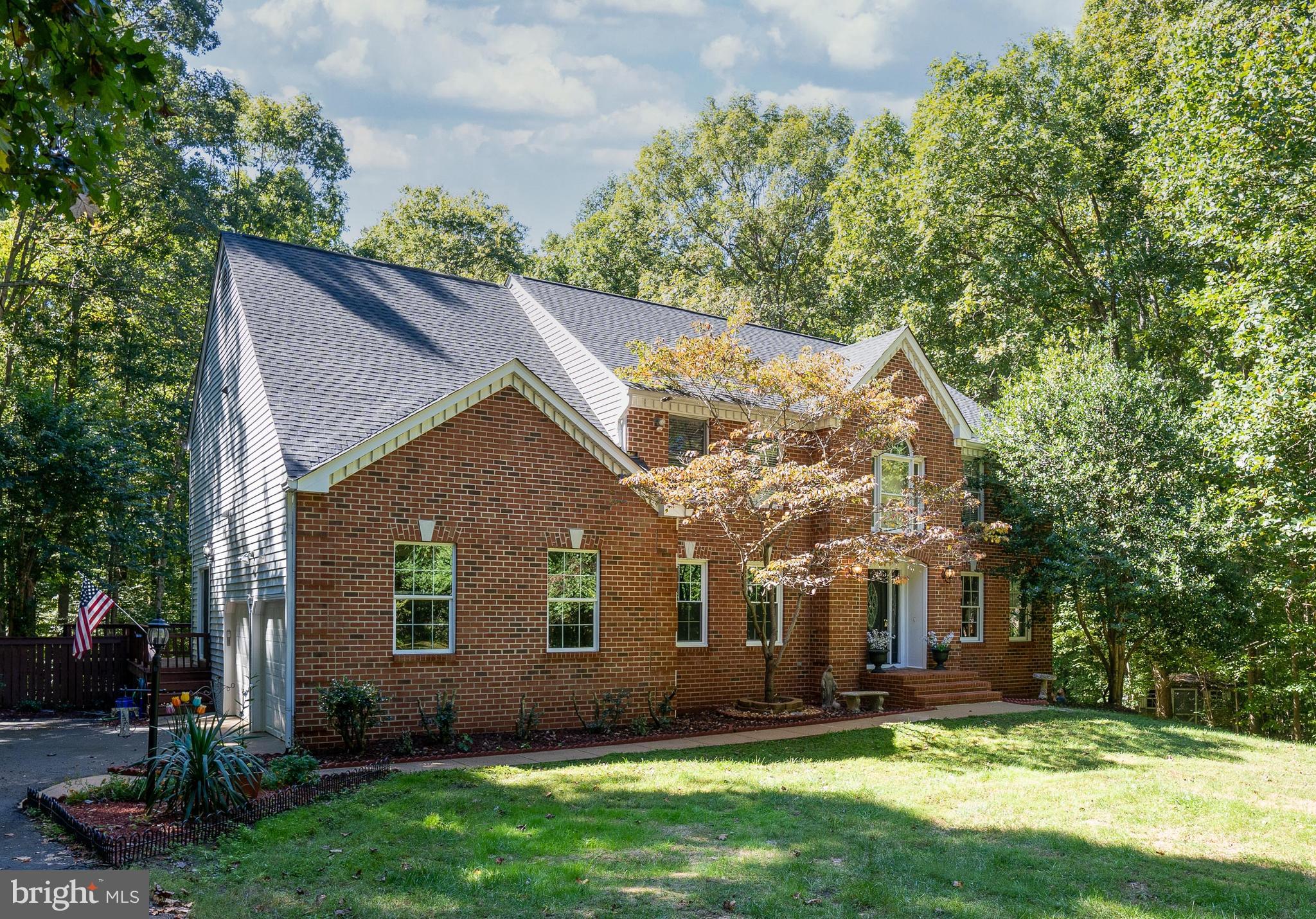 CREEKSIDE - Residential