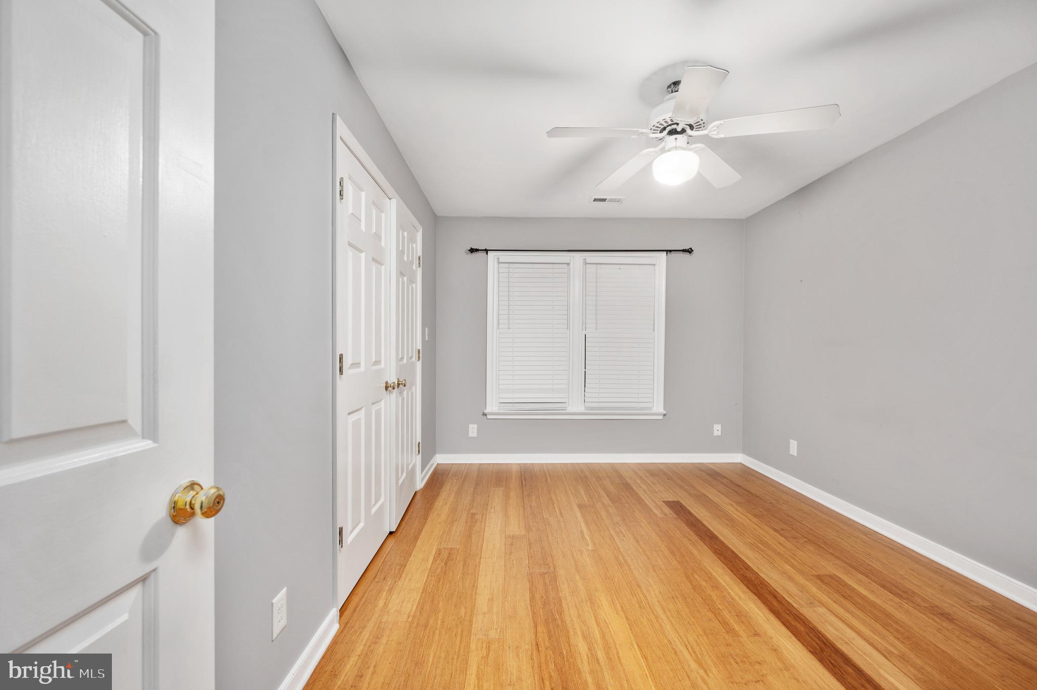 CREEKSIDE - Residential