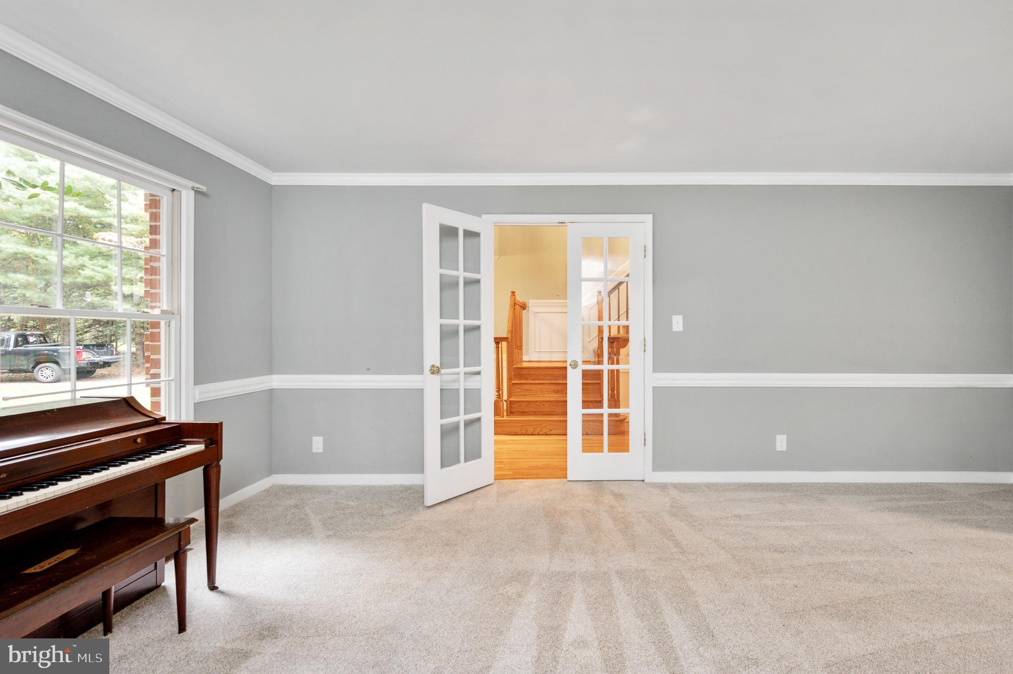 CREEKSIDE - Residential