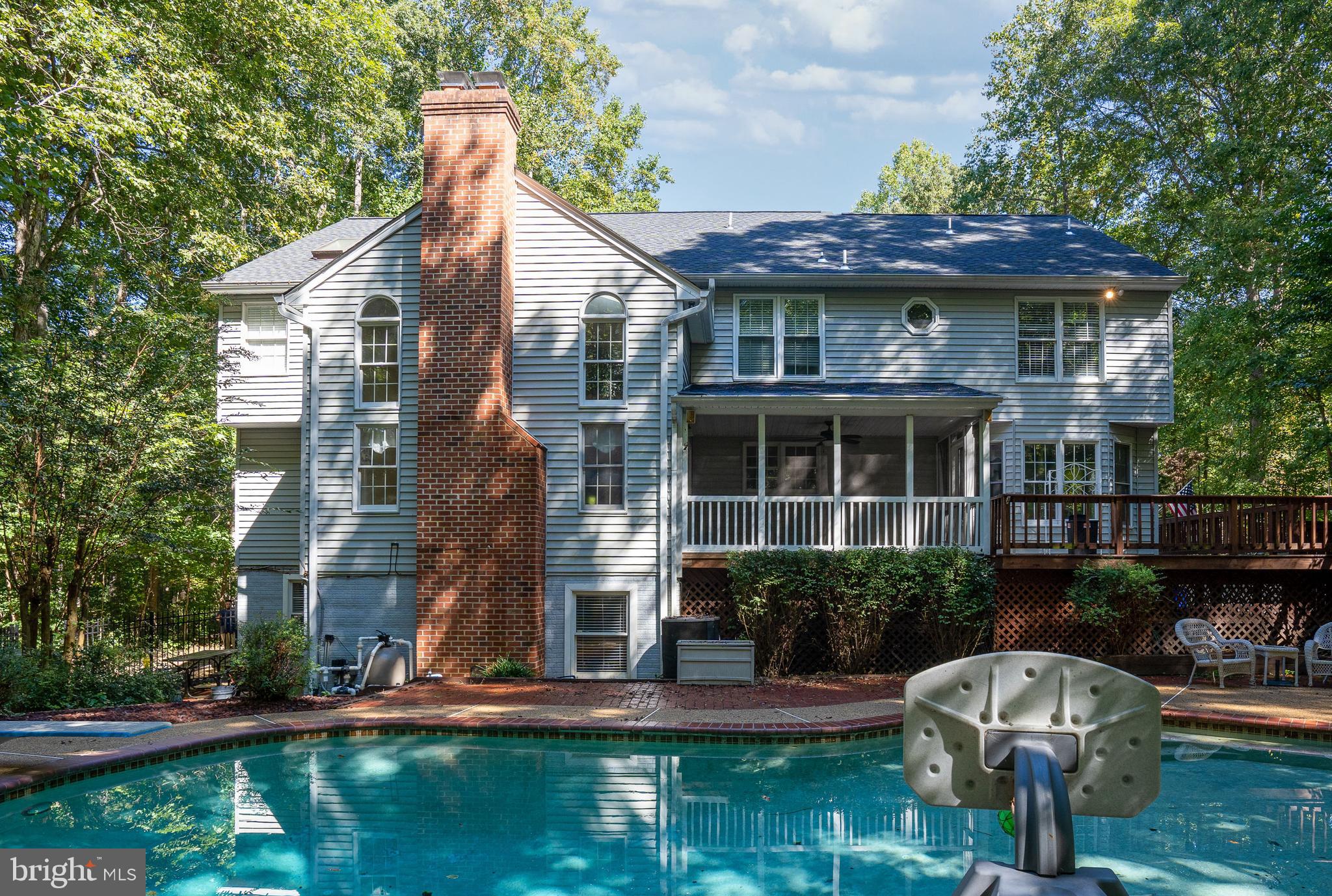 CREEKSIDE - Residential