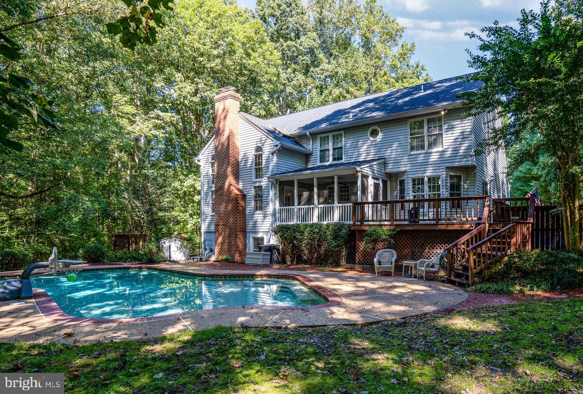 CREEKSIDE - Residential