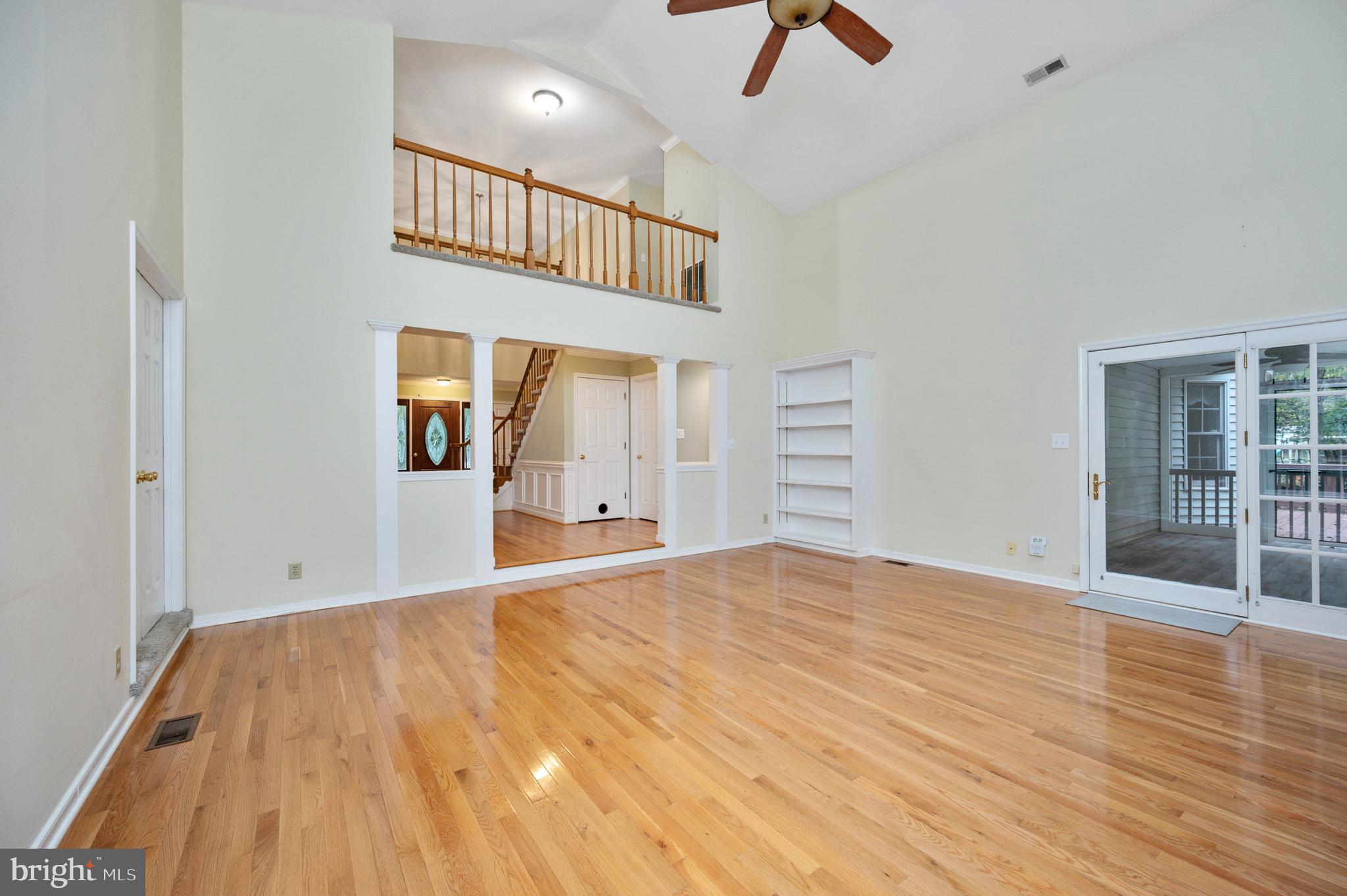 CREEKSIDE - Residential