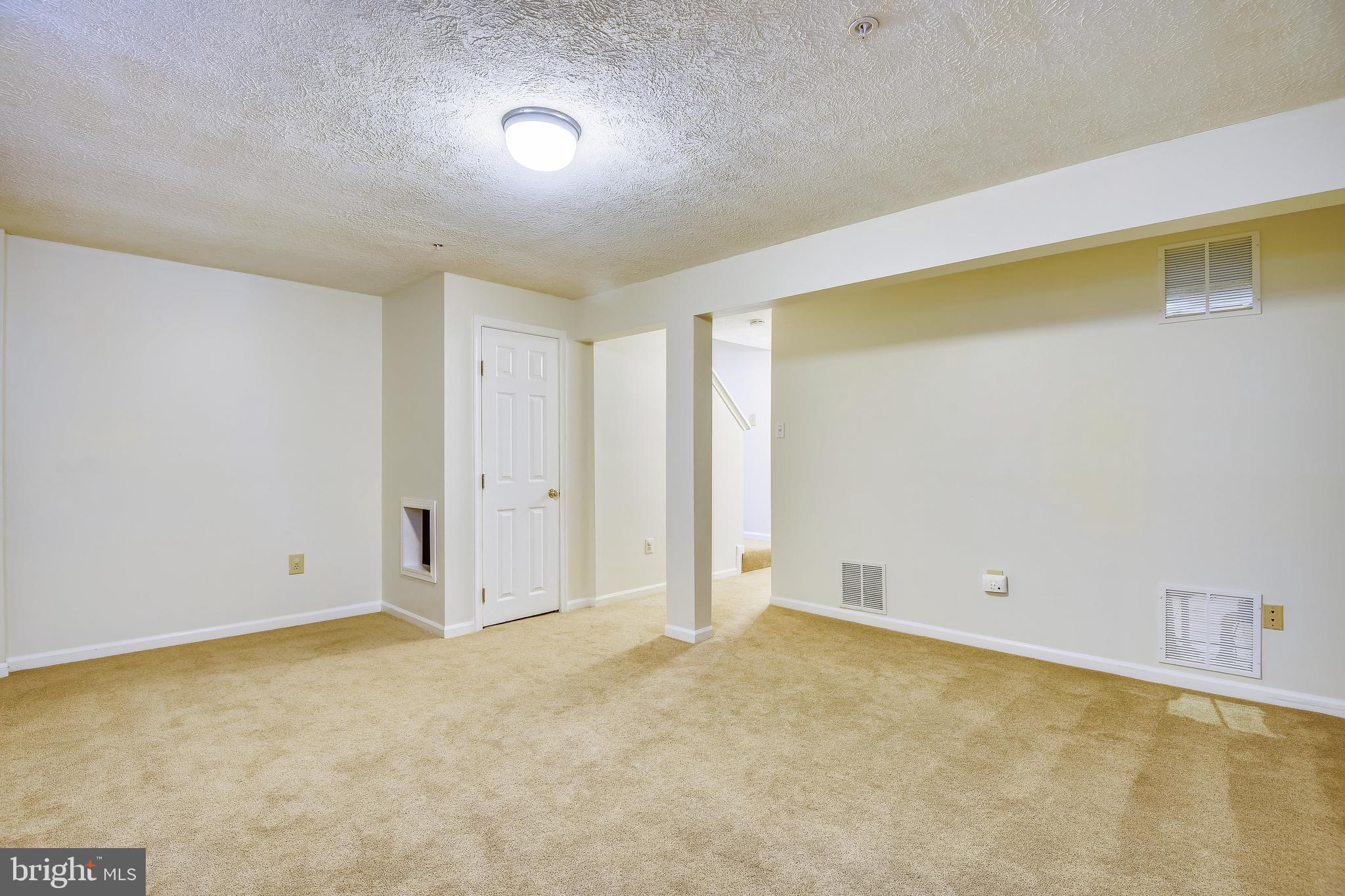 FOUR SEASONS ESTATES - Residential