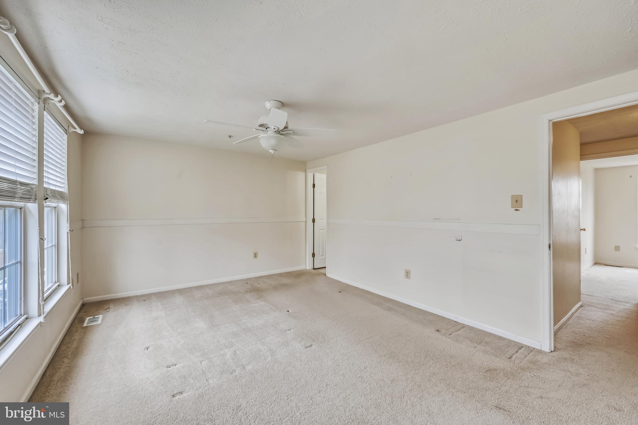 FOUR SEASONS ESTATES - Residential