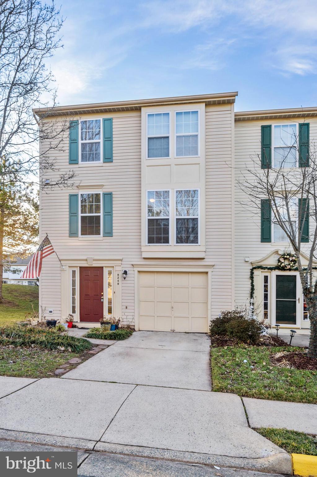 WELLINGTON/CLOVERHILL - Residential