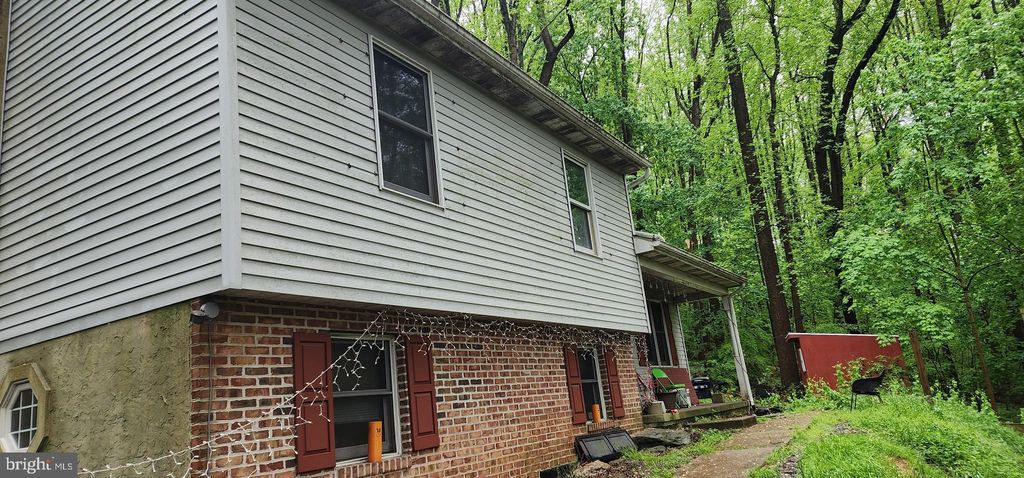 Photo of 34 HILLDALE RD, PEQUEA, PA 17565 (MLS # PALA2034090)