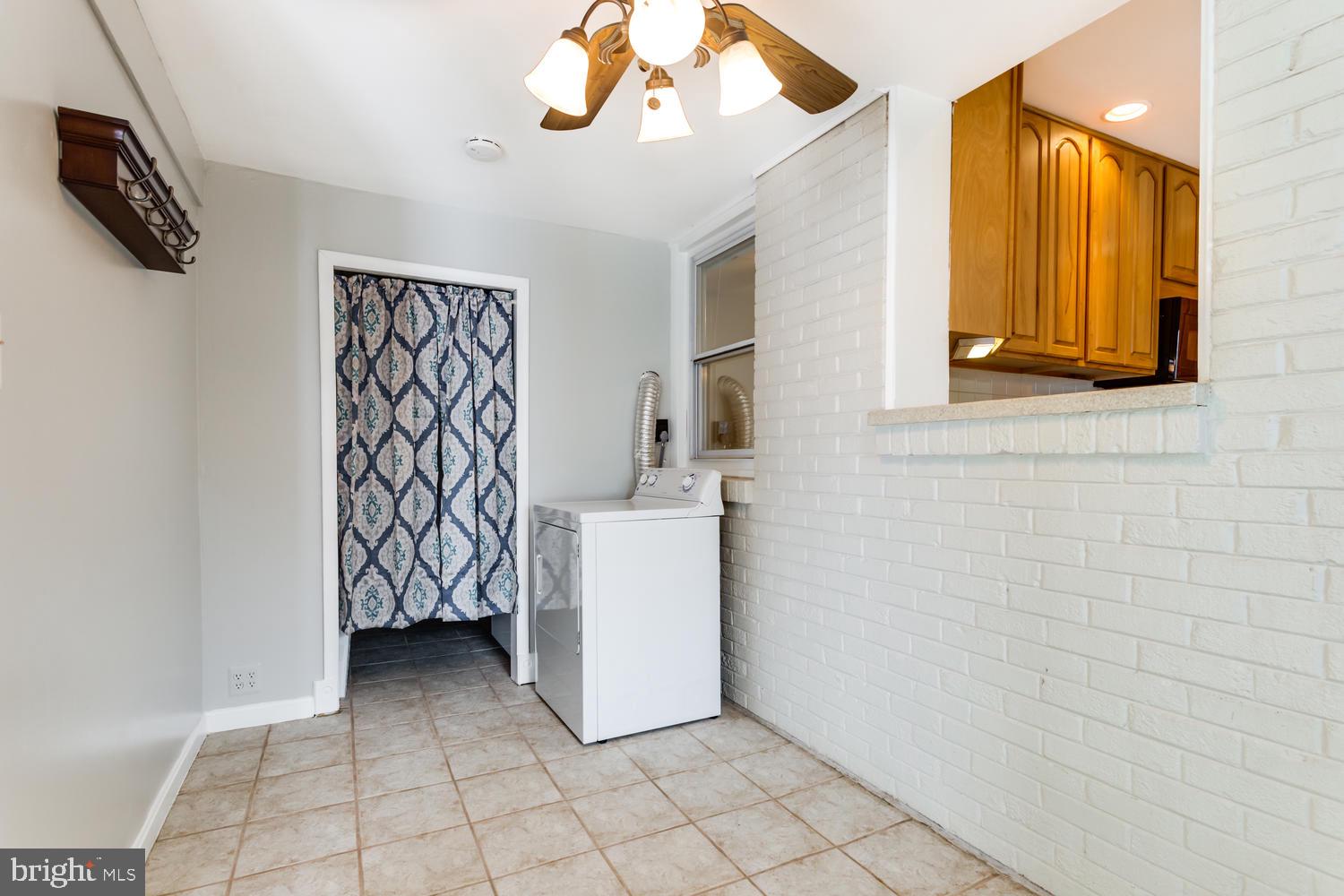 BUSH HILL - Residential Lease