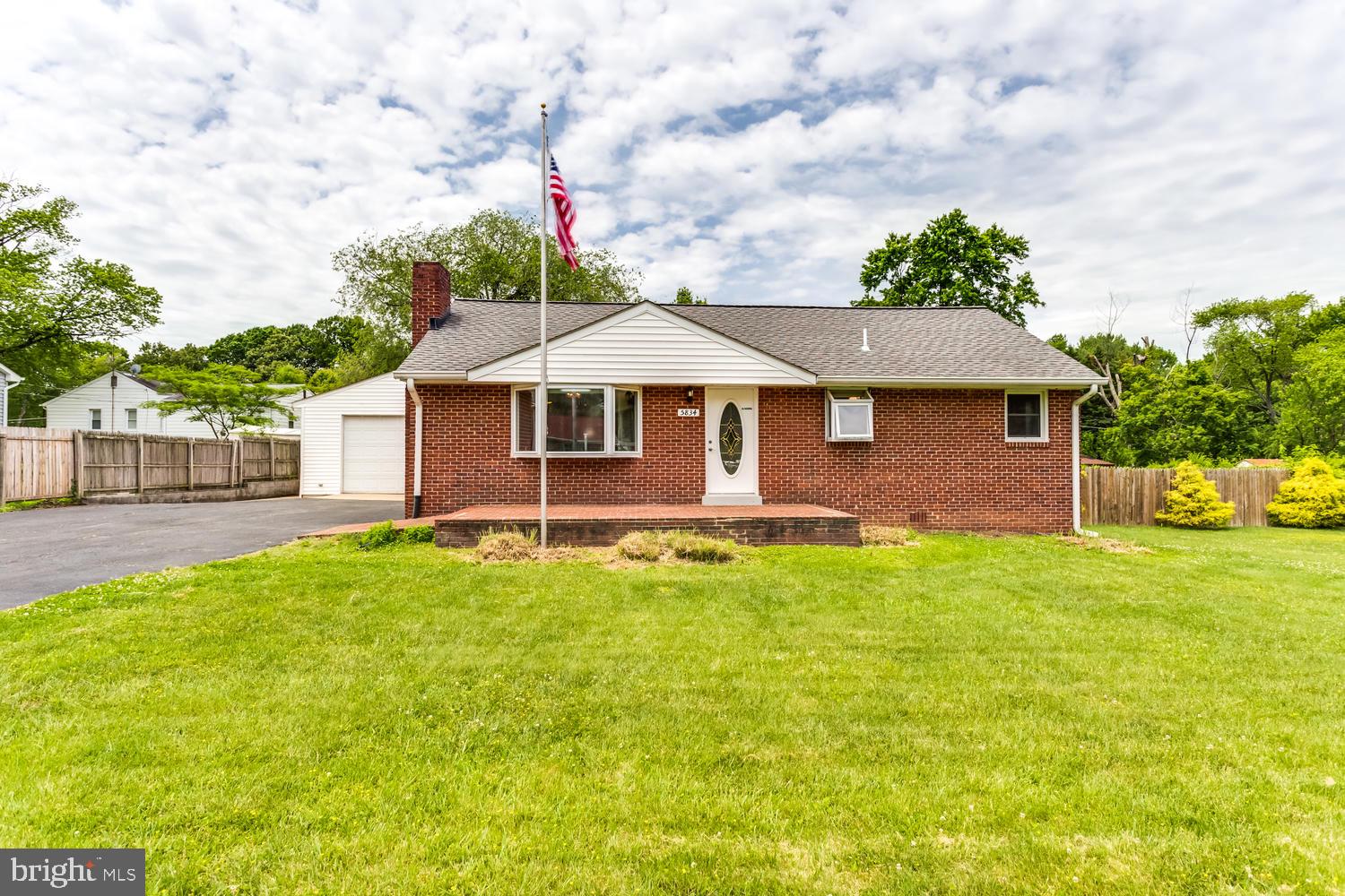 BUSH HILL - Residential Lease