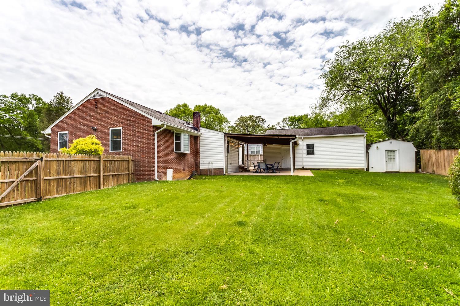 BUSH HILL - Residential Lease