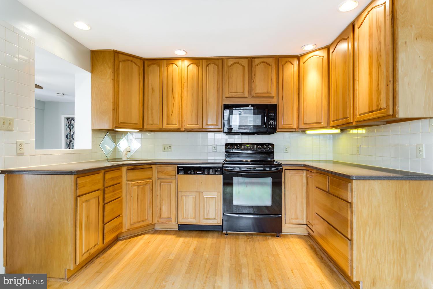 BUSH HILL - Residential Lease