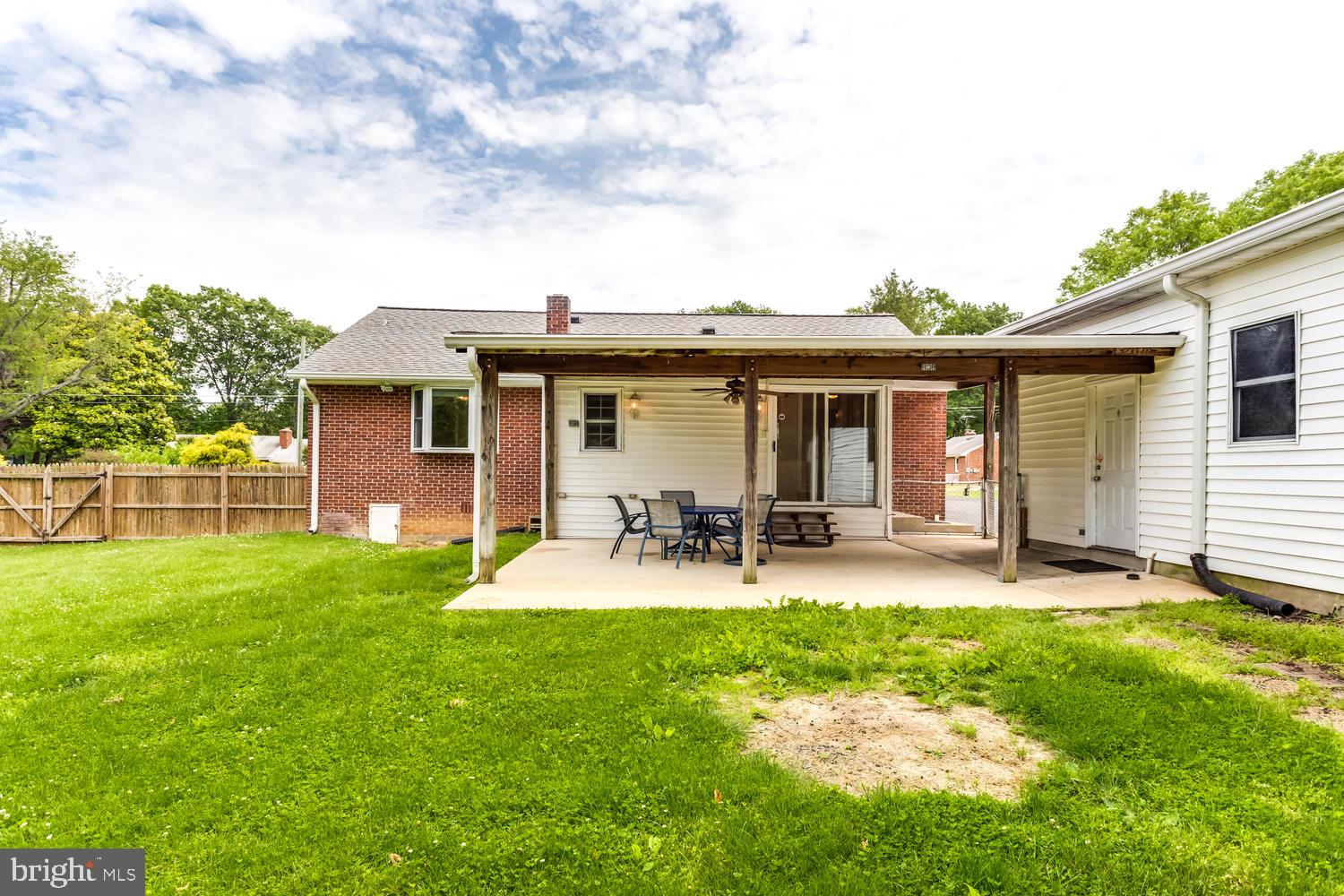 BUSH HILL - Residential Lease