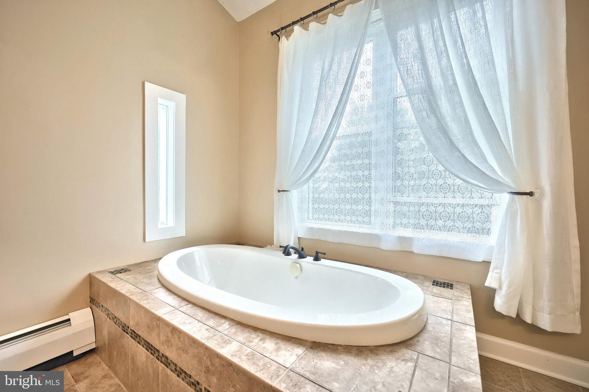 WEST MANHEIM - Residential