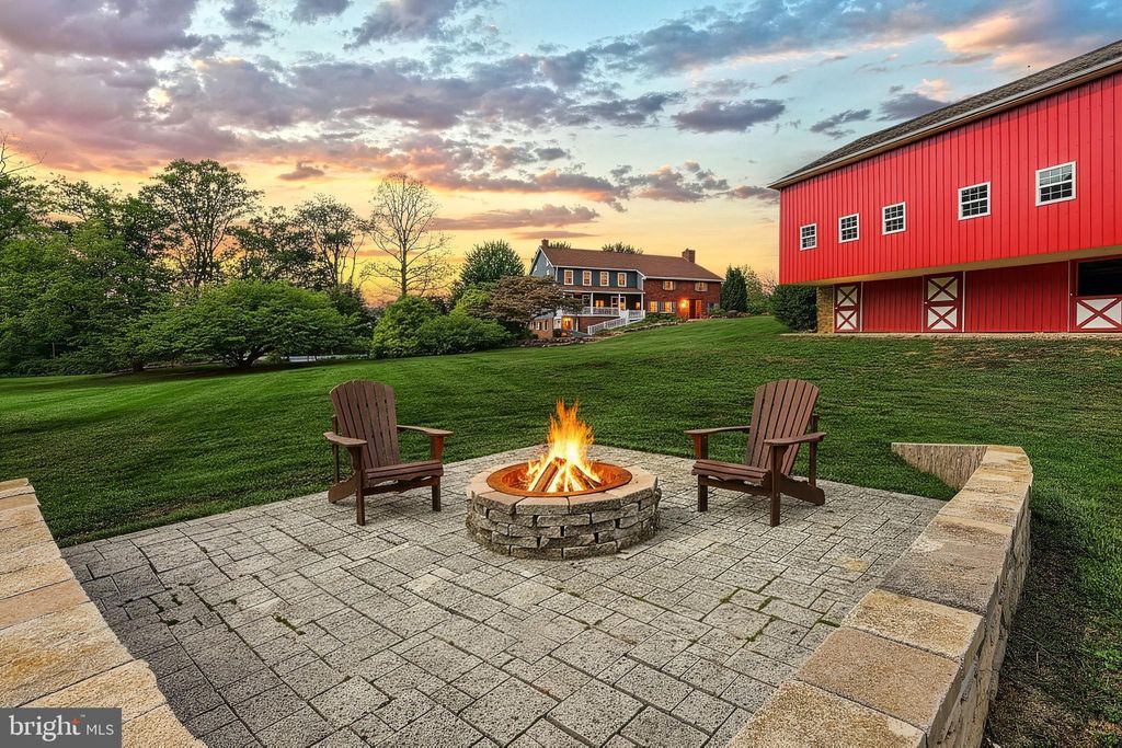 Photo of 108 Kimberly Drive, HANOVER, PA 17331 (MLS # PAYK2089314)