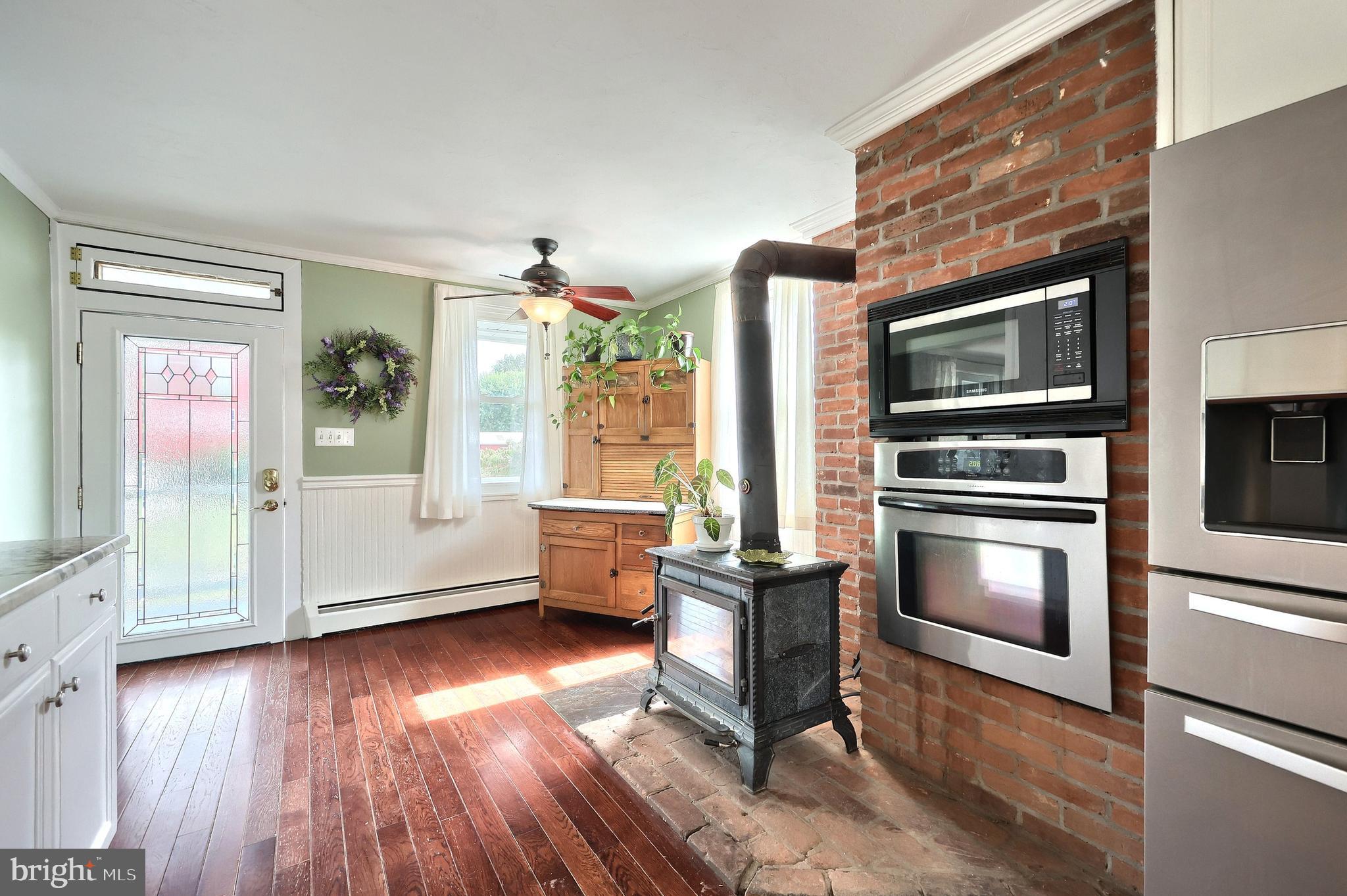 WEST MANHEIM - Residential