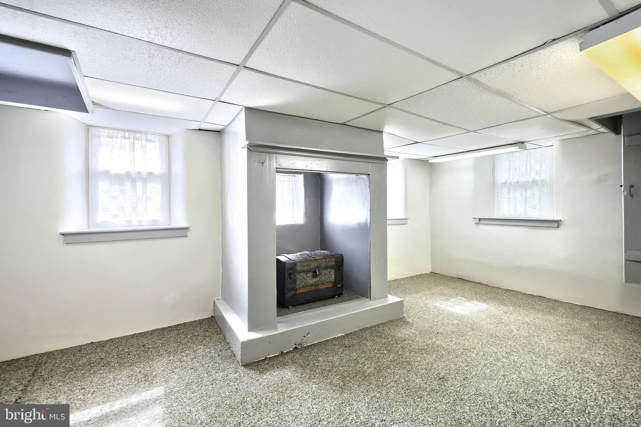 WEST MANHEIM - Residential