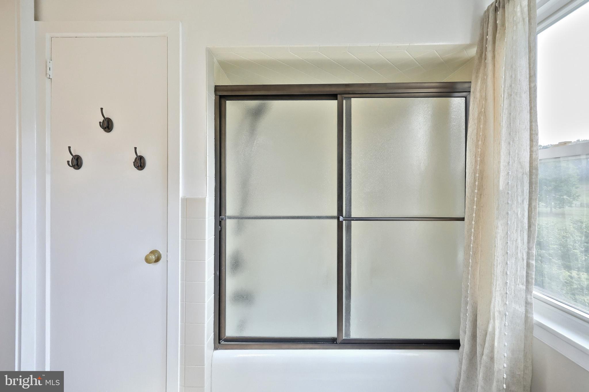 WEST MANHEIM - Residential