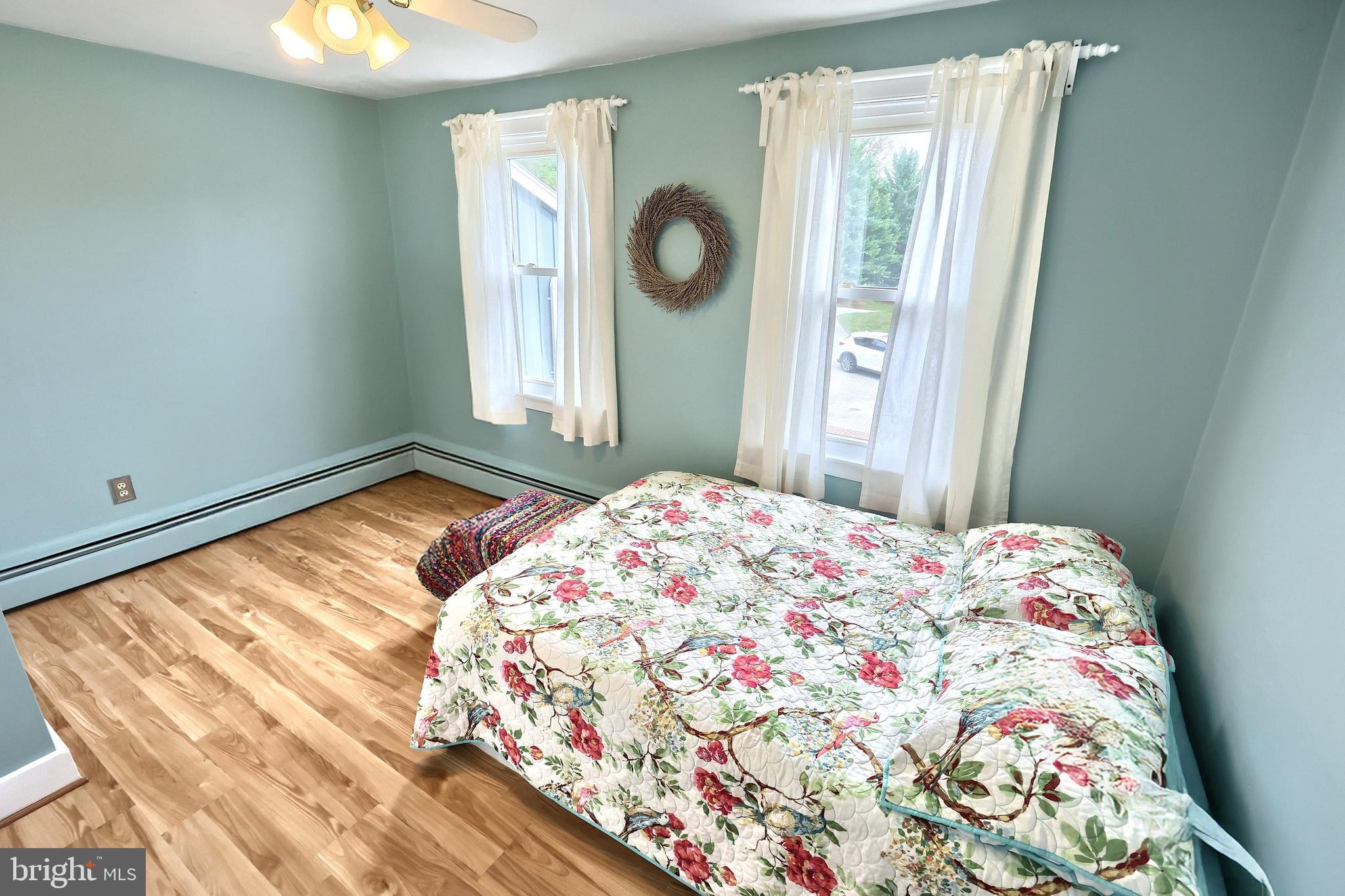 WEST MANHEIM - Residential